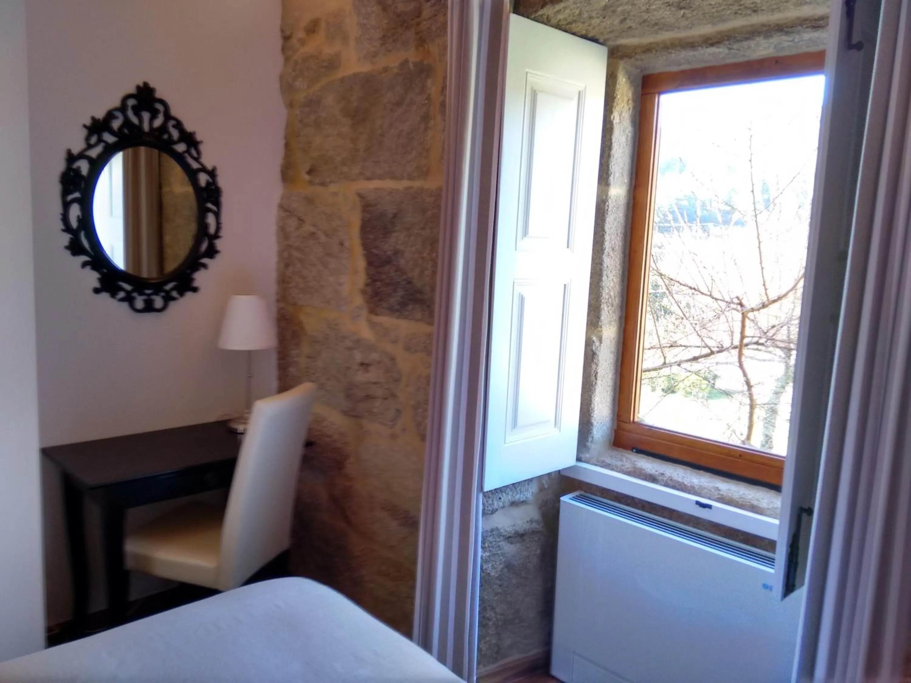 Bedroom, Bed in A Cantaruxa Maruxa Turismo Rural
