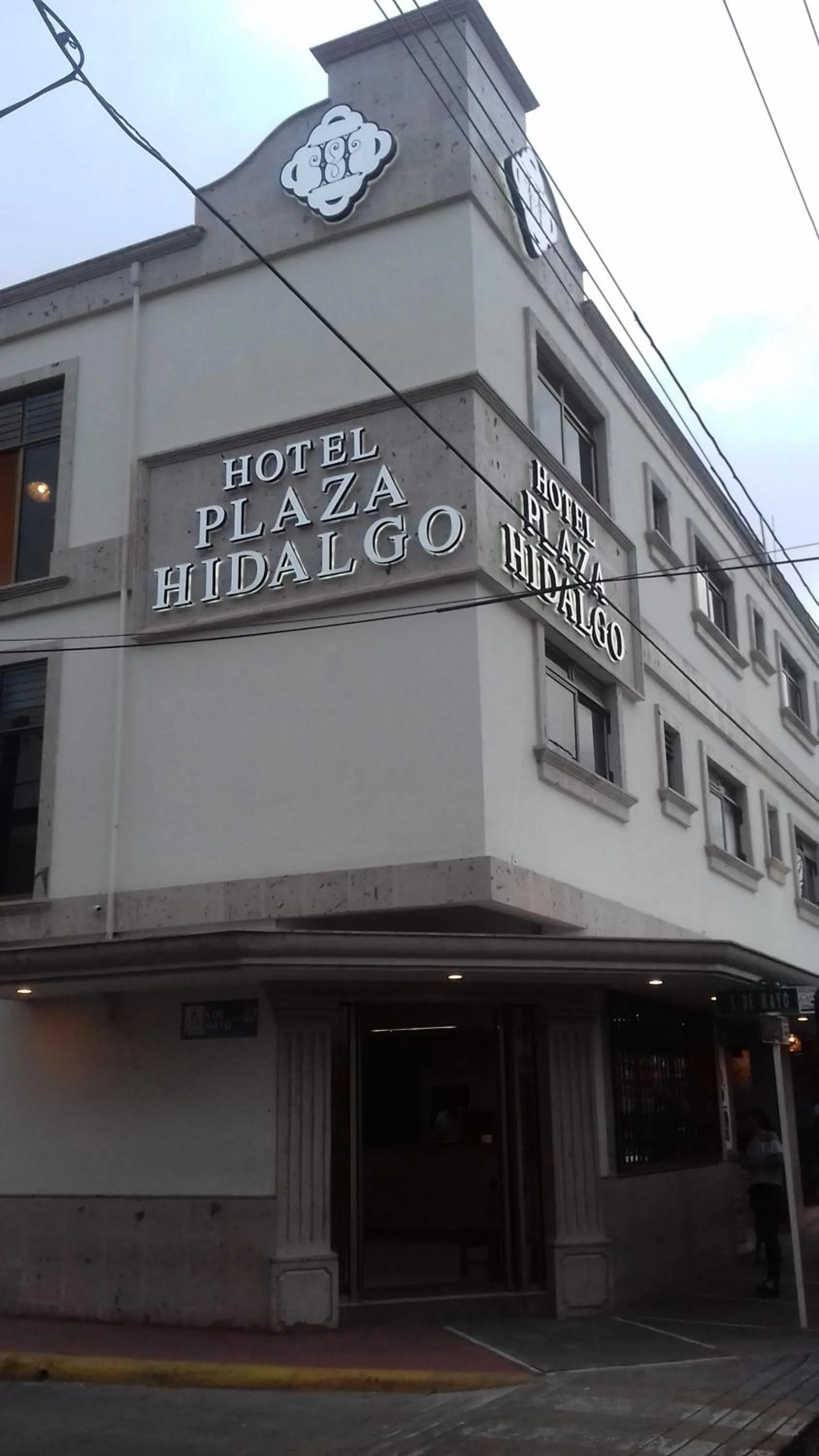 Property building in Hotel Plaza Hidalgo