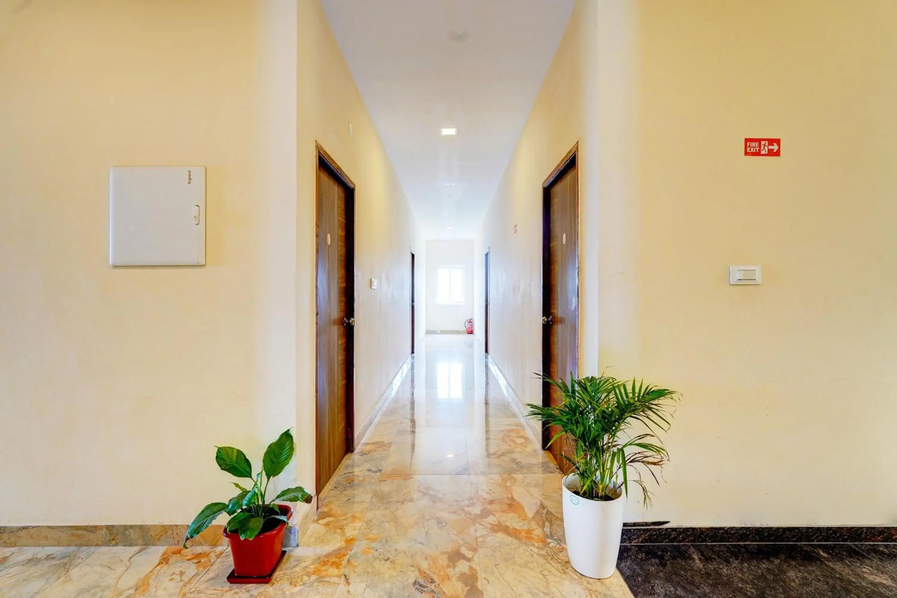 Lobby or reception in Super Hotel O Sriperambadhur formerly Radha Residency Lobby or reception in Super Hotel O Sriperambadhur formerly Radha Residency