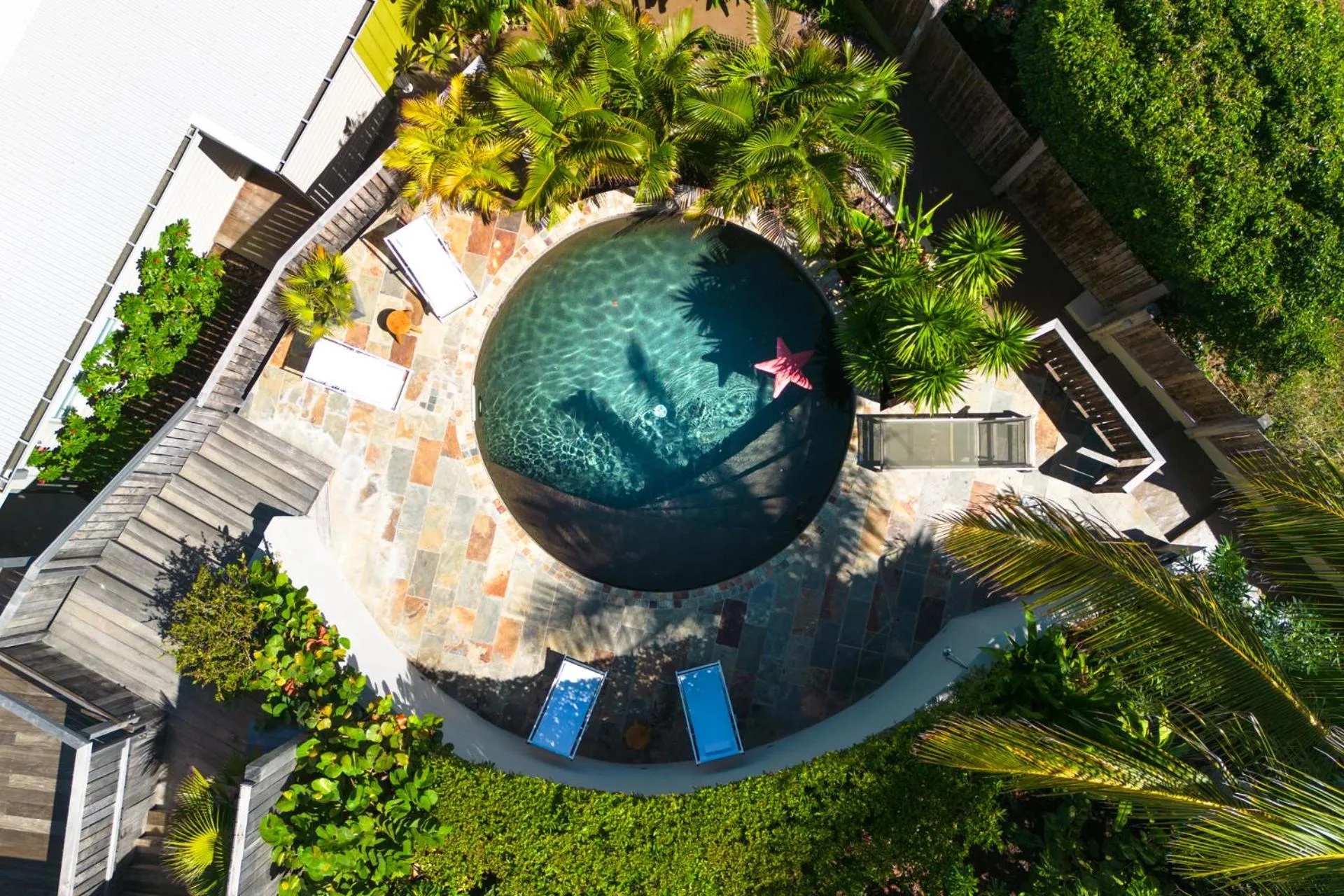 Swimming pool in Karibuni Boutique Hotel