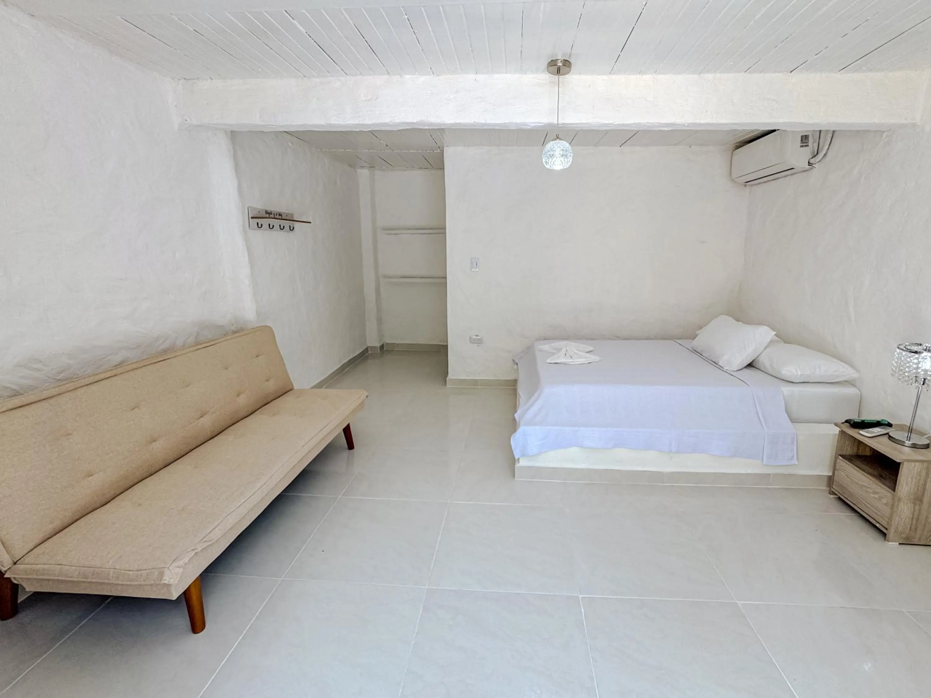 Economy Double Room - single occupancy in Hosteria Casa del Ángel