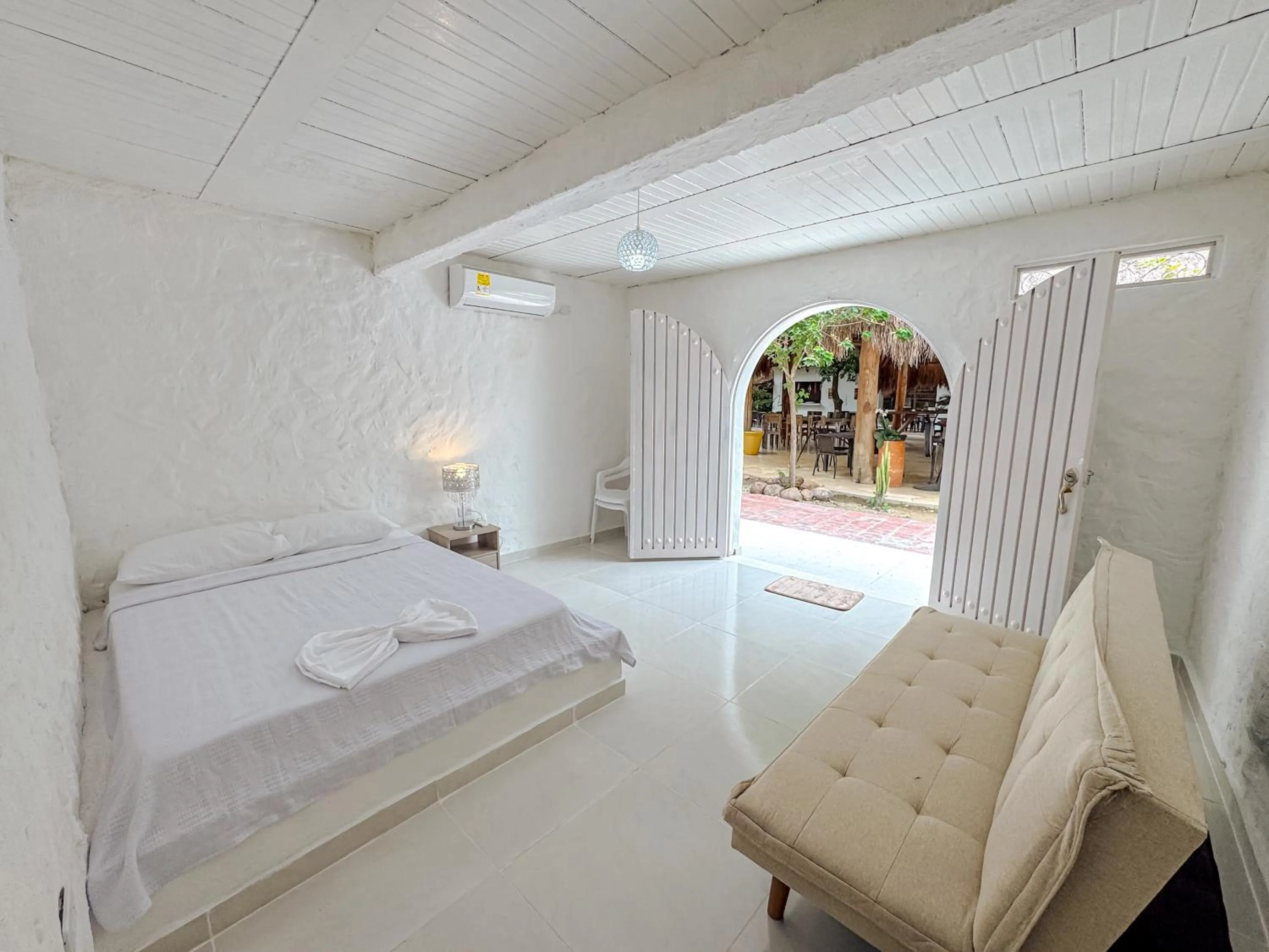 Comfort Triple Room in Hosteria Casa del Ángel