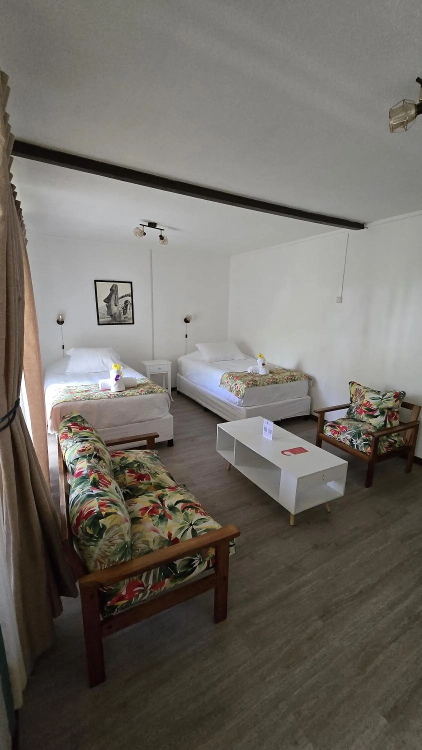 Bed in Hotel Hotu Matua by EI