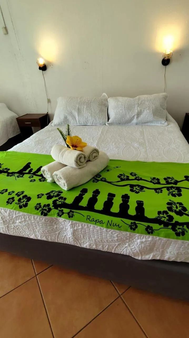 Bed in Hotel Hotu Matua by EI