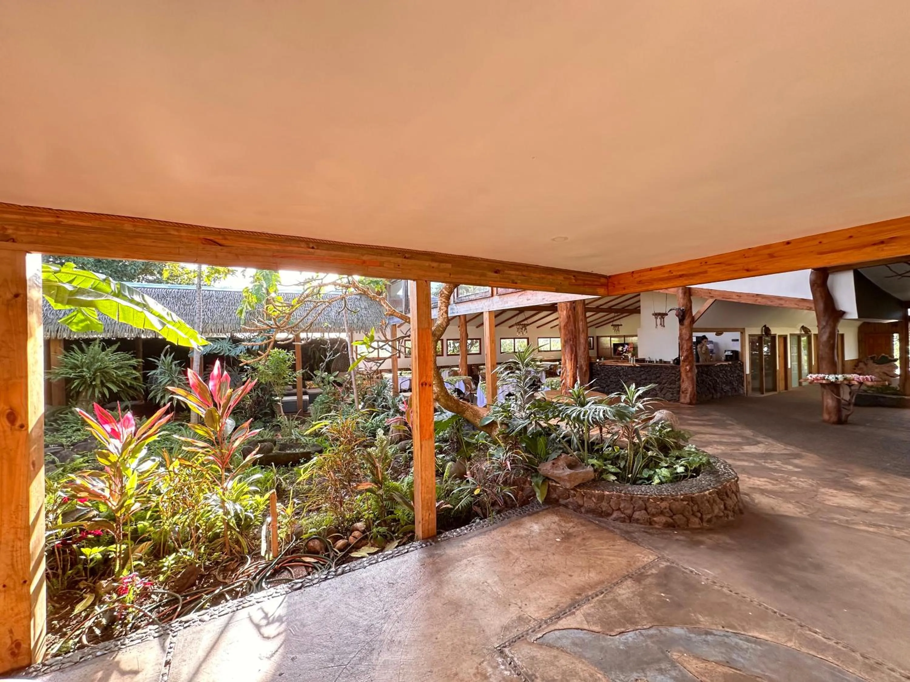 Hotel Hotu Matua by EI