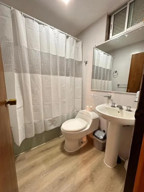 Hotel Hotu Matua by EI