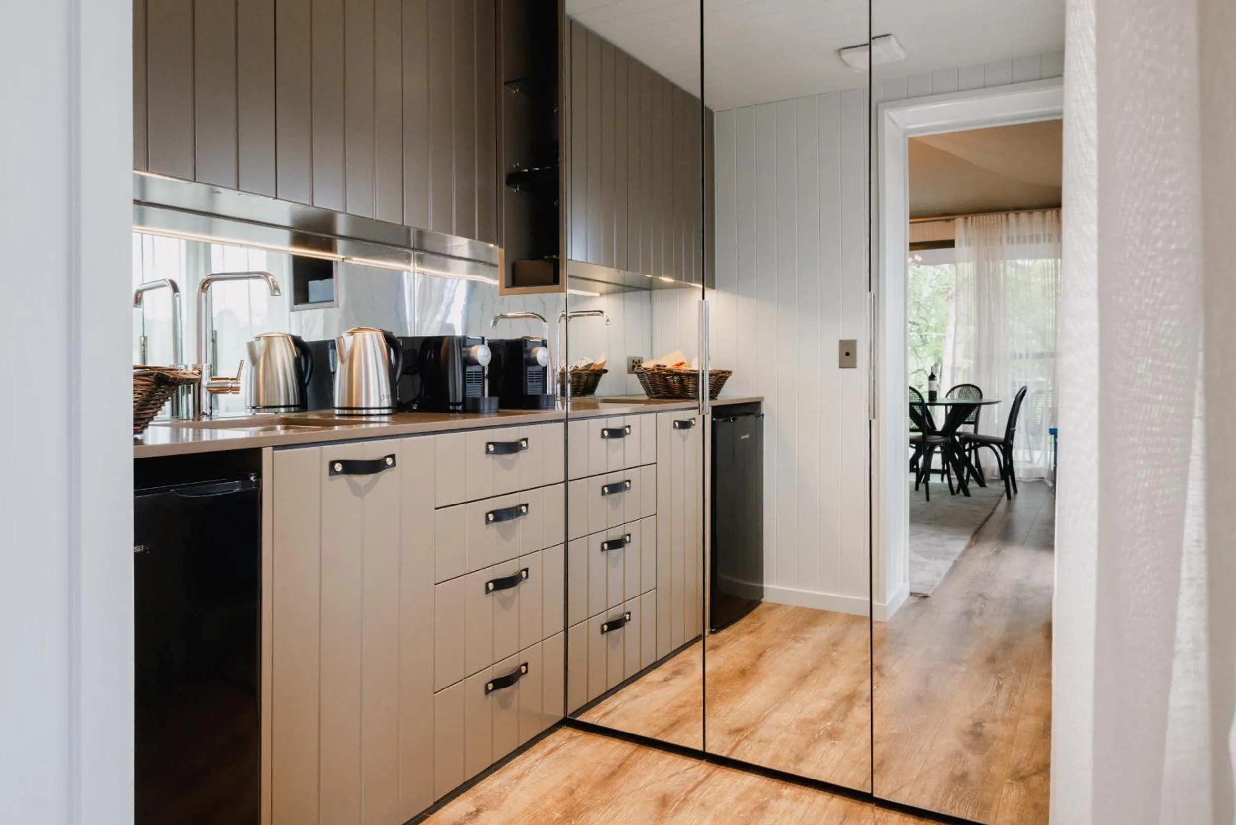 Coffee/tea facilities in Parklands Country Gardens & Lodges Blue Mountains