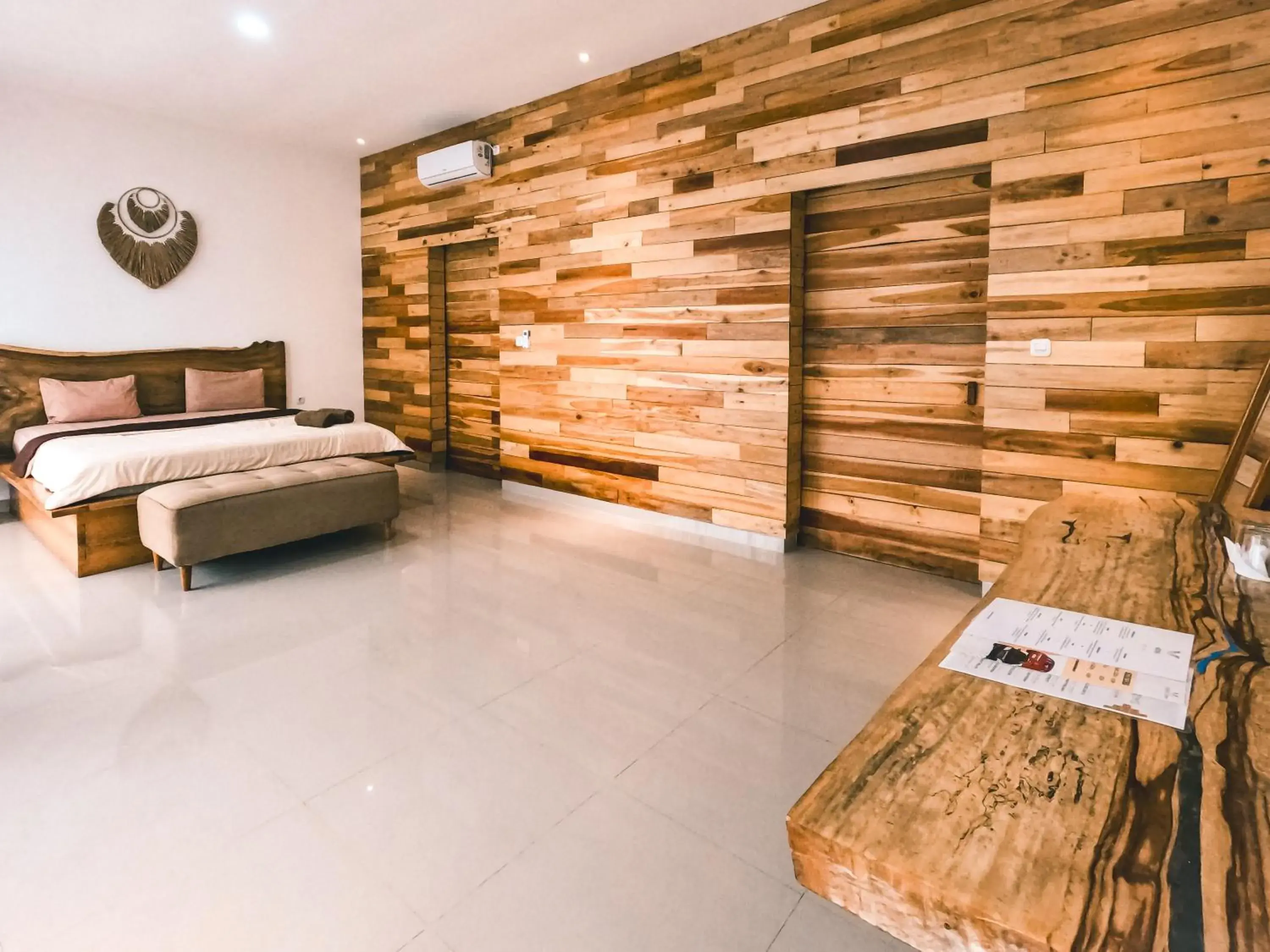 Deluxe Suite - single occupancy in Zavana rooms & Restaurant Deluxe Suite - single occupancy in Zavana rooms & Restaurant