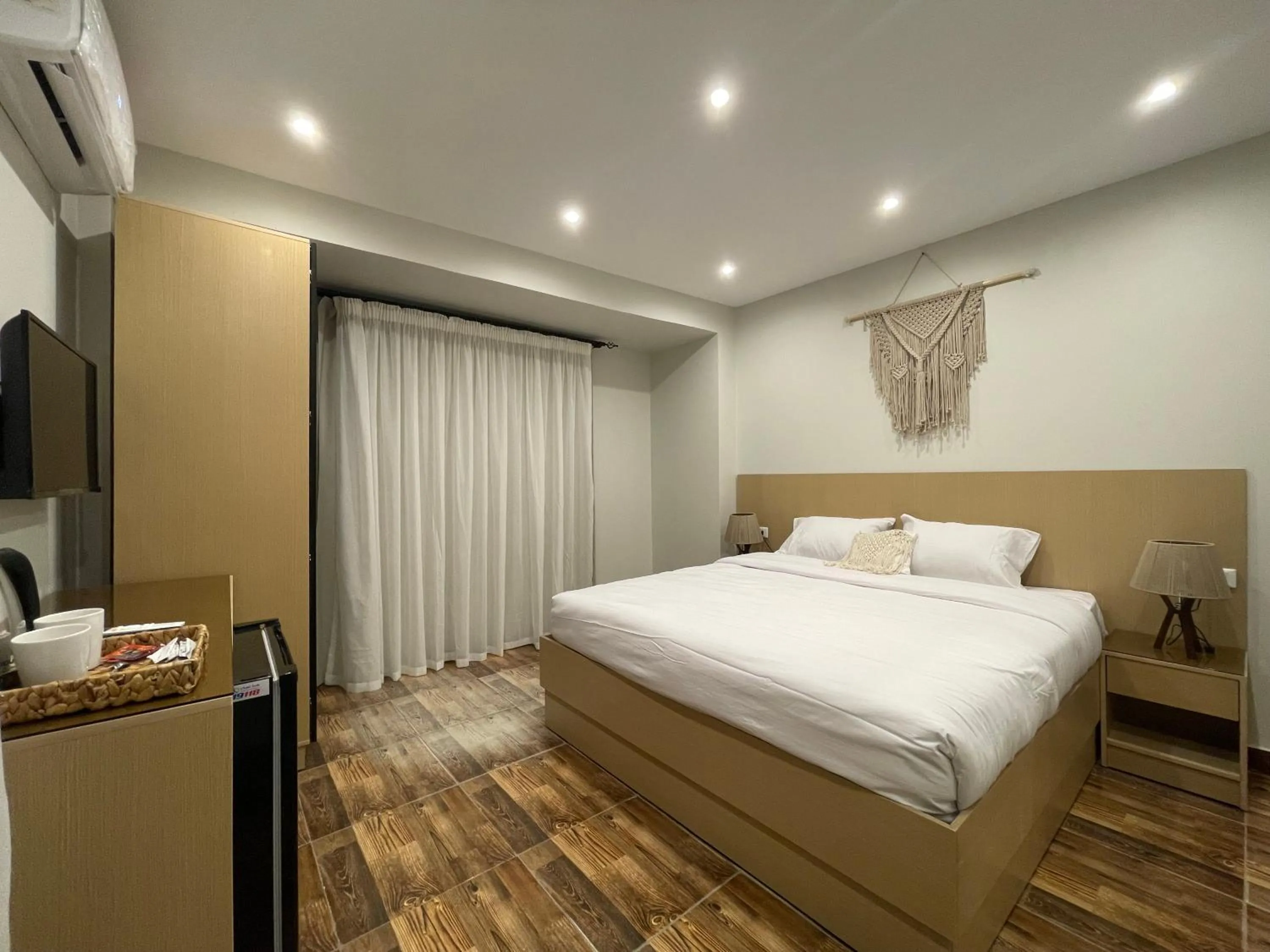 King Room with Garden View - single occupancy in Diyar Pyramids Inn