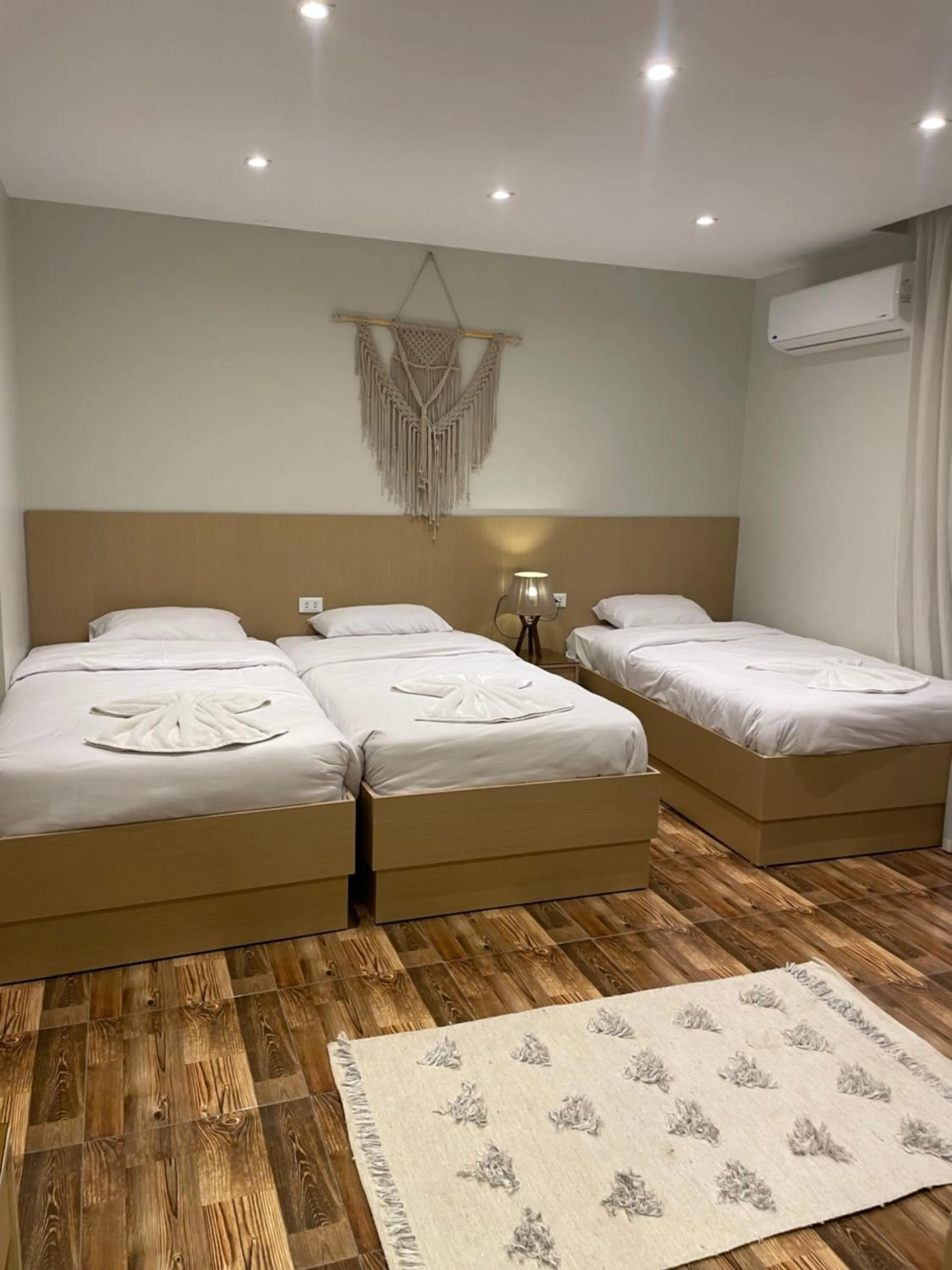Family Two-Bedroom Apartment with View in Diyar Pyramids Inn