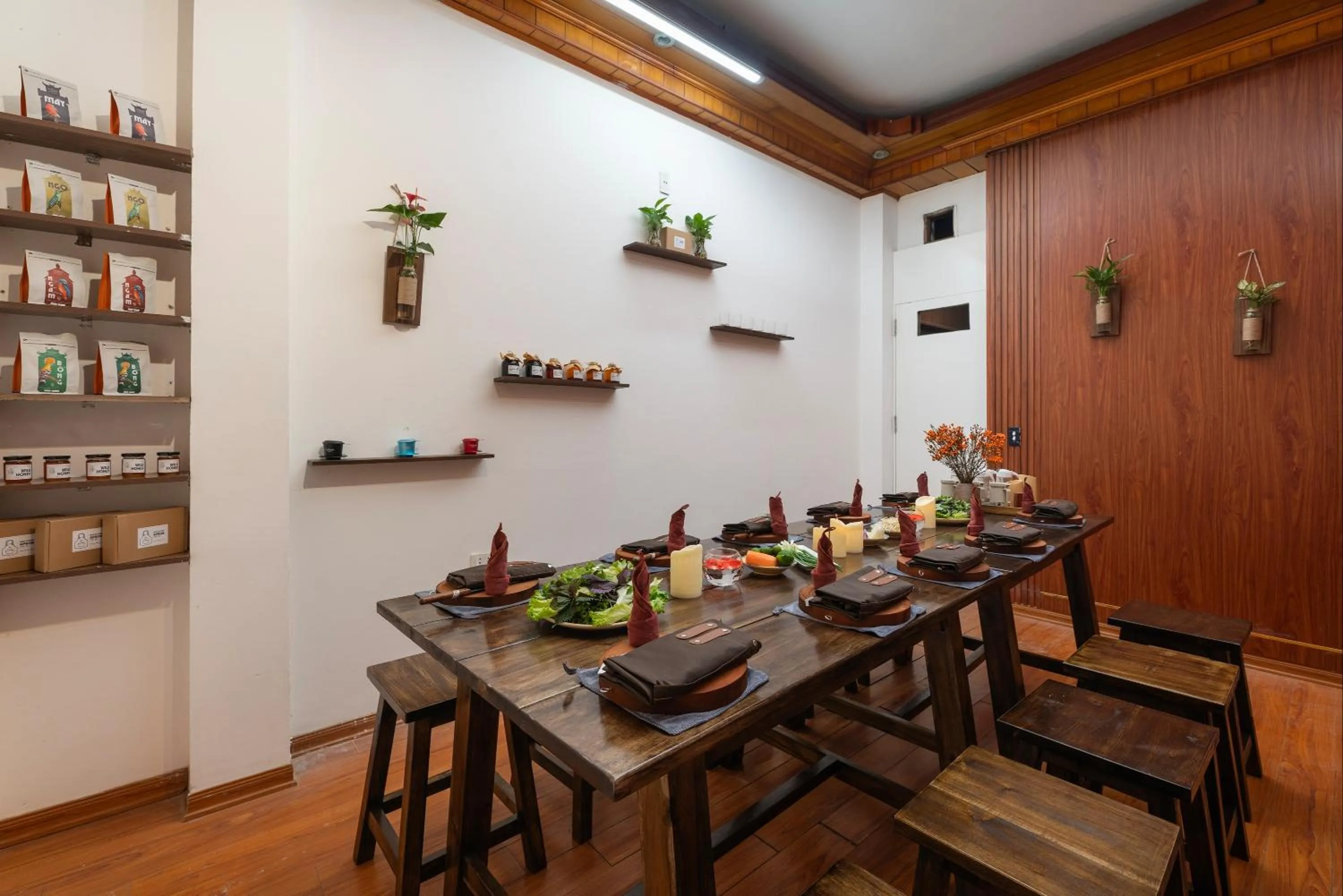 Restaurant/places to eat in Hanoi Solo Hostel