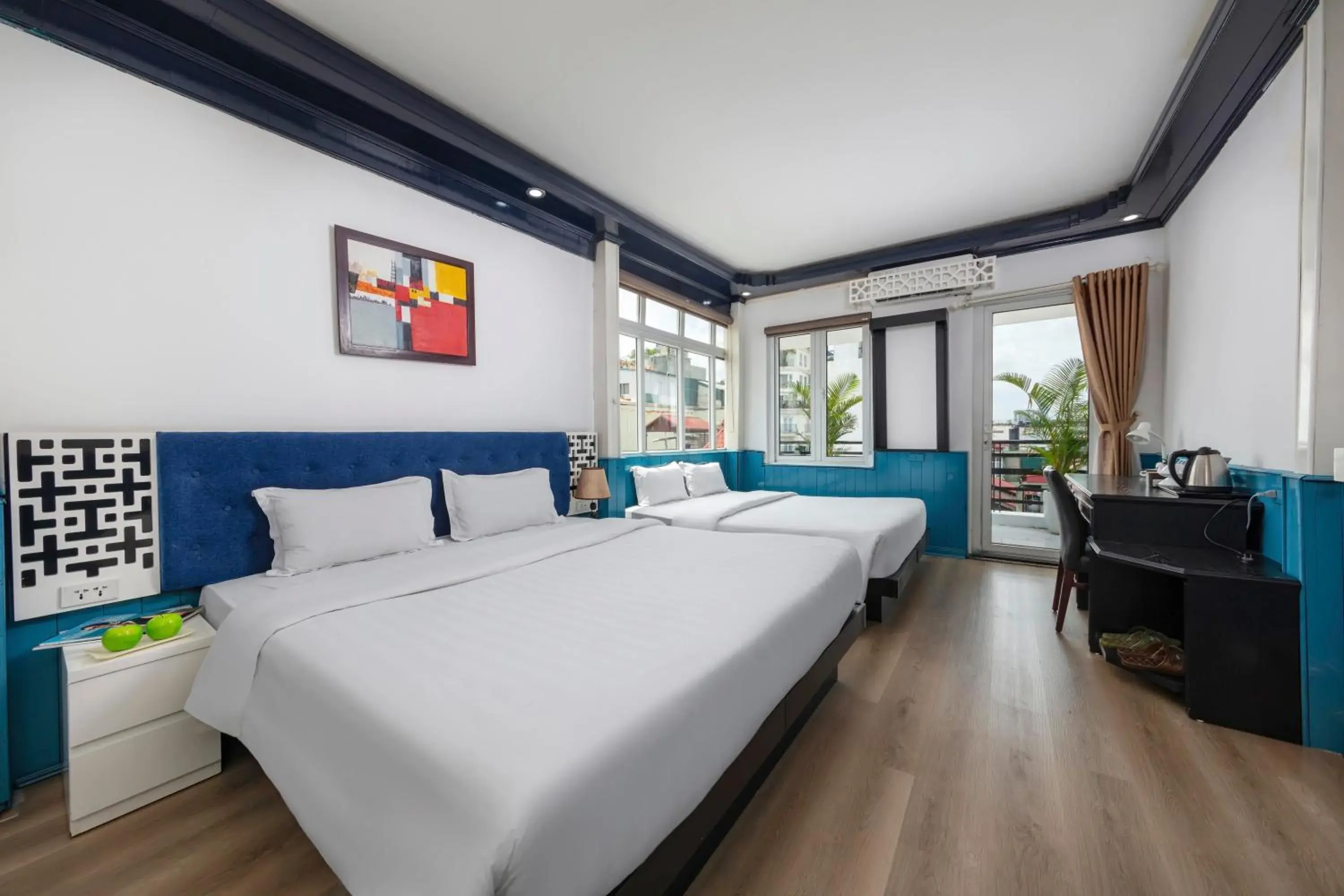 Triple Room with Balcony in Hanoi Solo Hostel Triple Room with Balcony in Hanoi Solo Hostel
