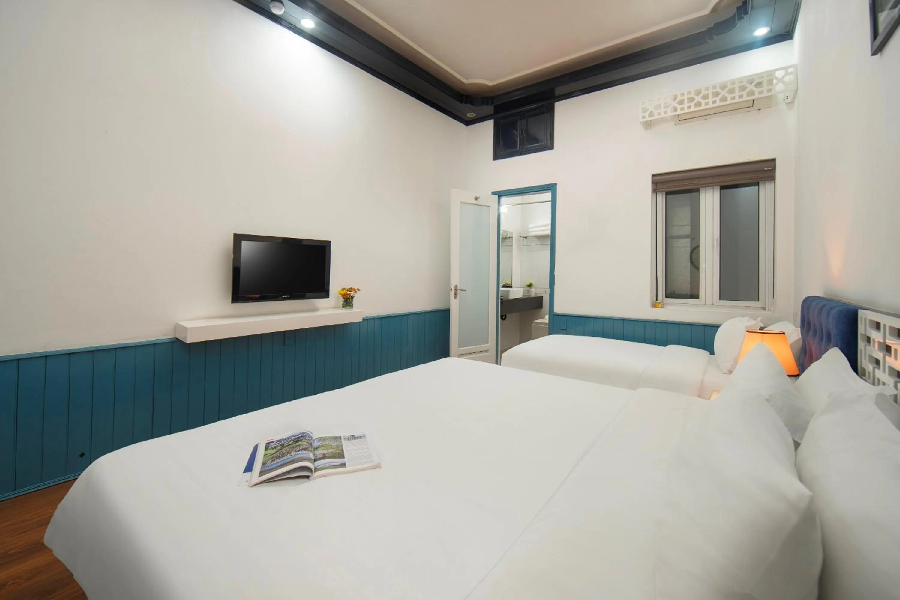 Bed in Diamond Nostalgia Hotel & Spa