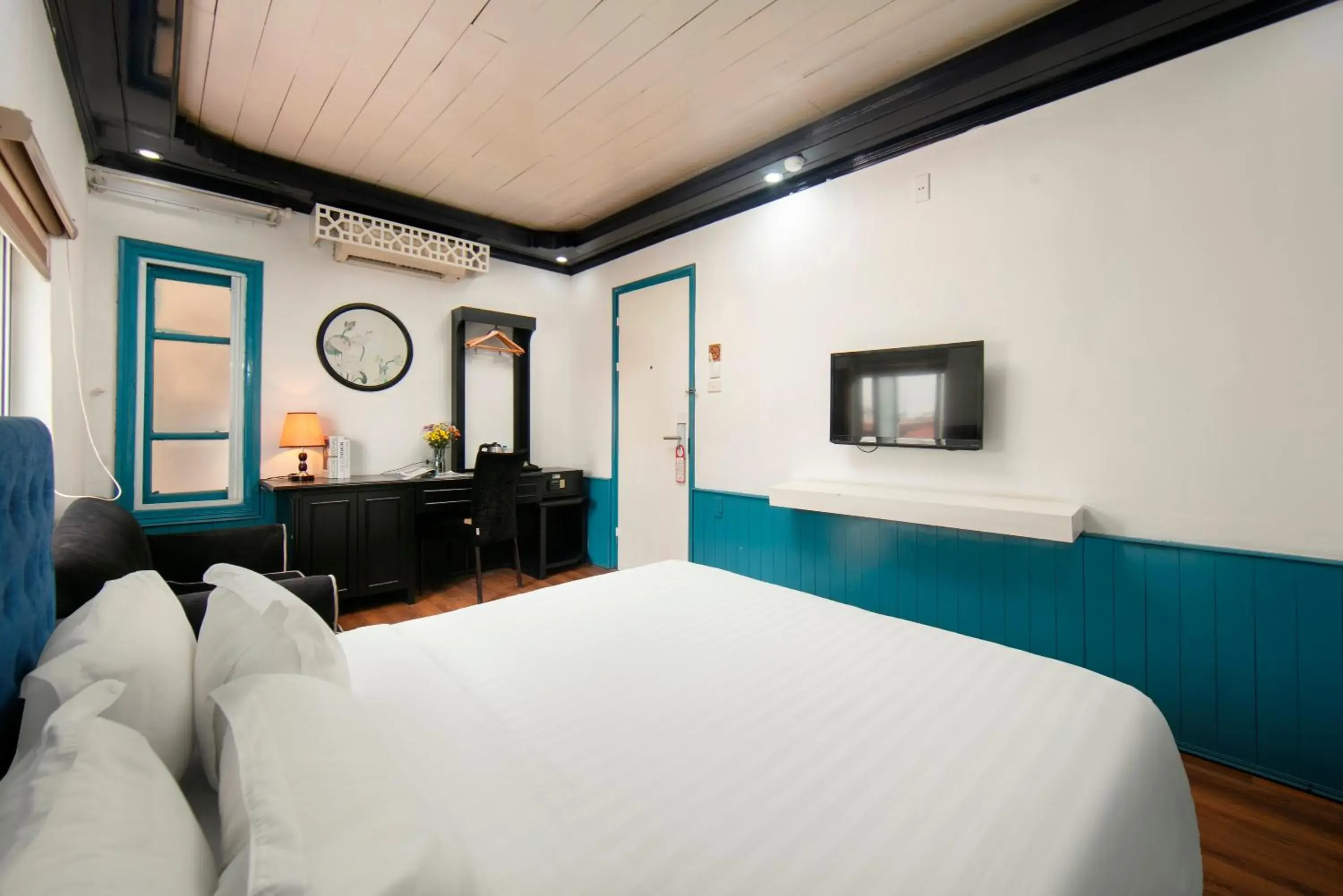 Superior Double Room in Hanoi Solo Hostel Superior Double Room in Hanoi Solo Hostel