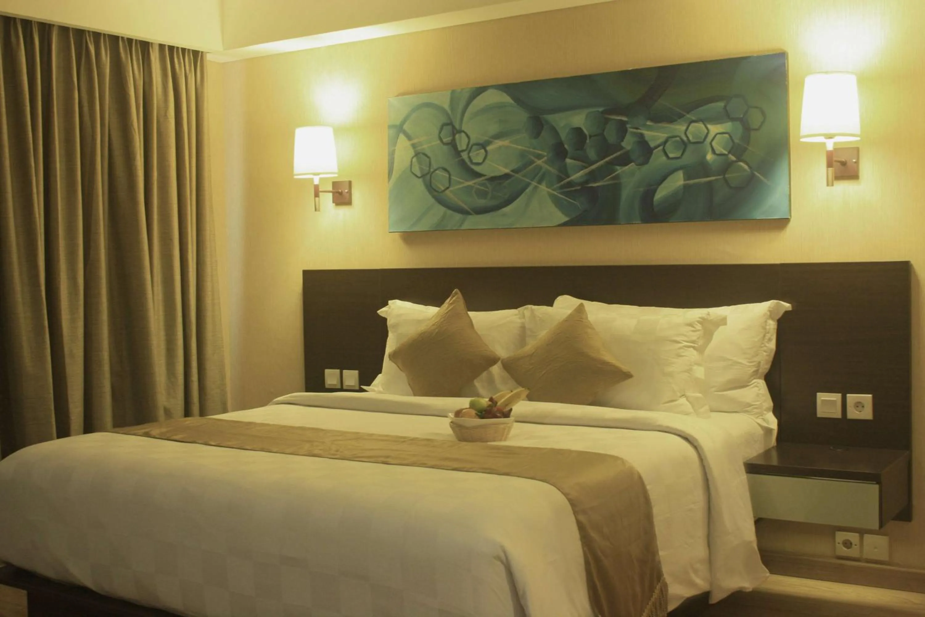 Photo of the whole room, Bed in Best Western Premier The Hive