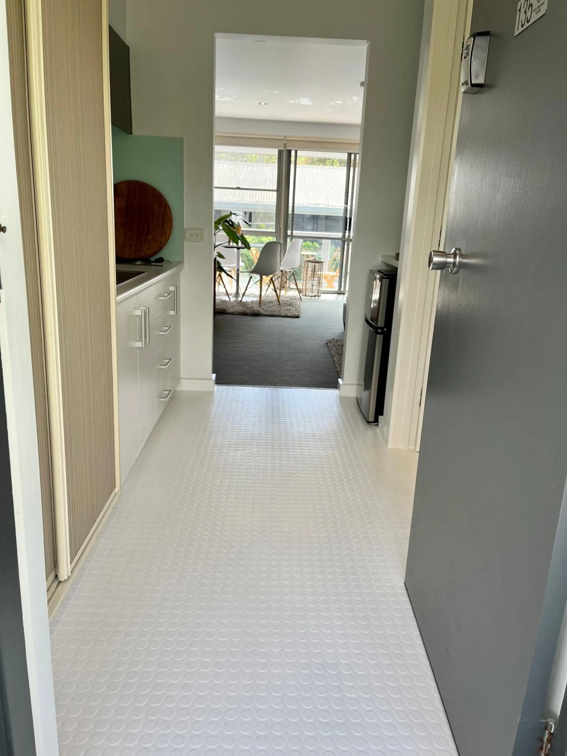 Kitchen or kitchenette, Bed in Lorne World