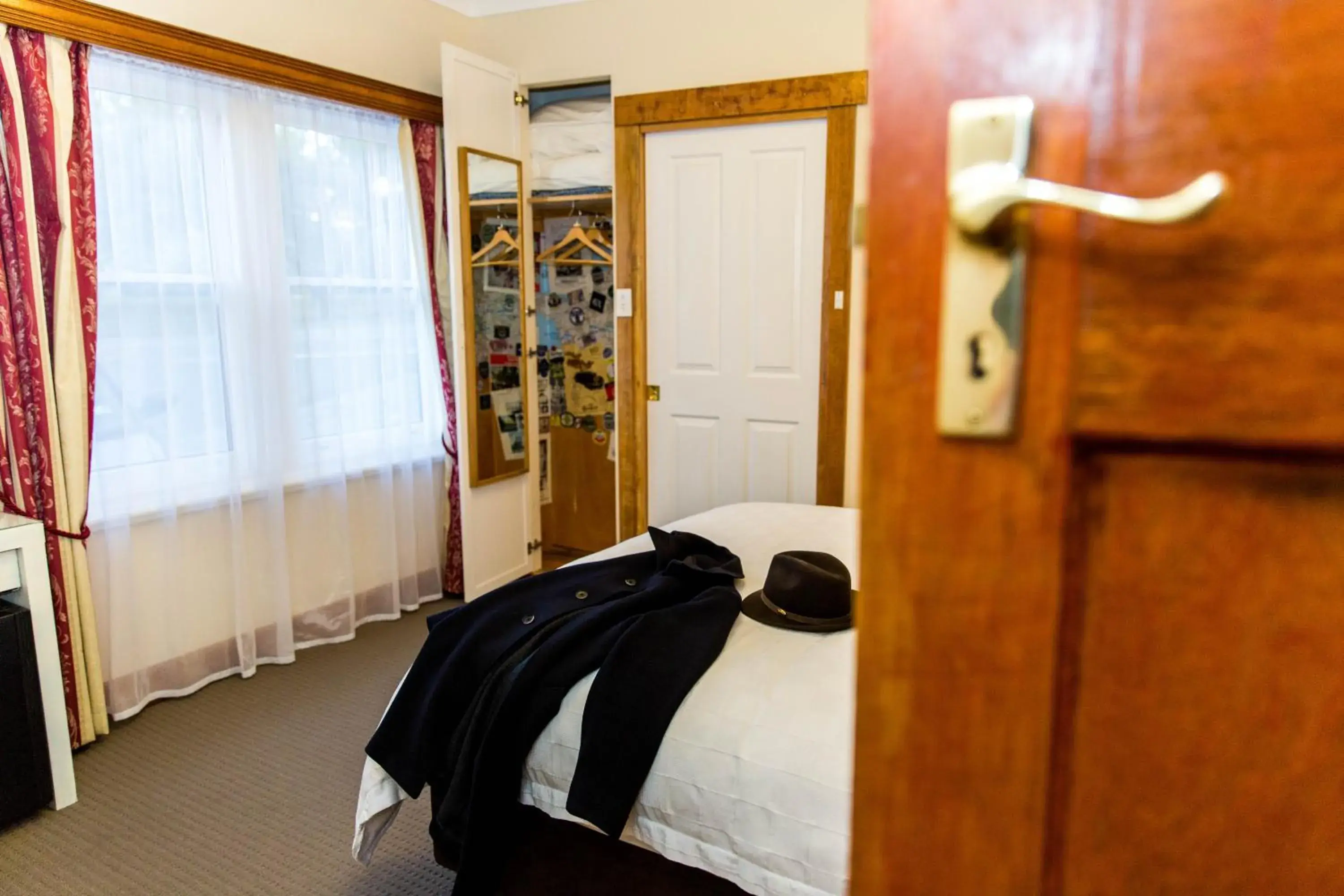 Queen Room in Ashdowns of Dover Queen Room in Ashdowns of Dover