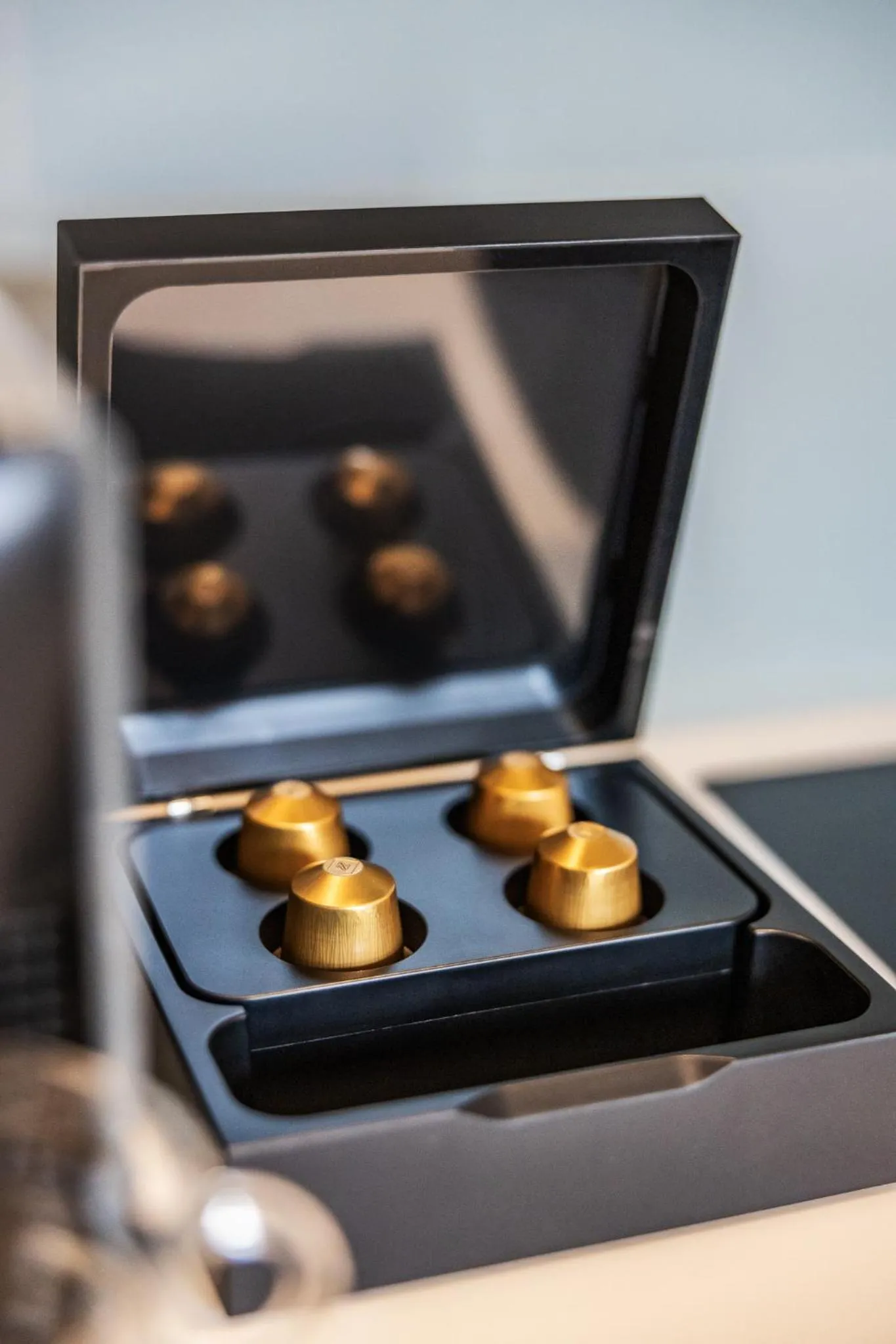 Coffee/tea facilities in kalm stay - a design Aparthotel