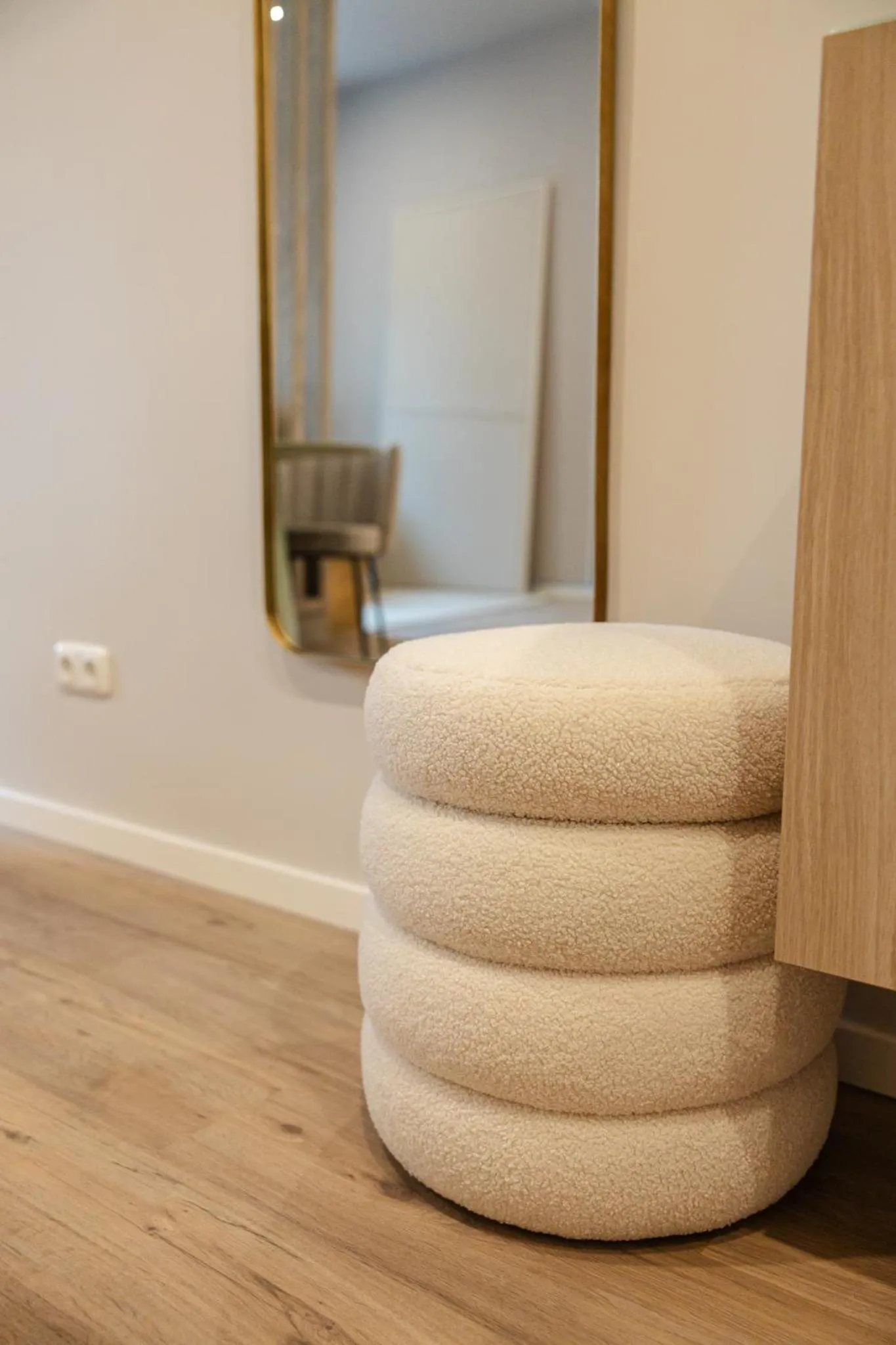 Decorative detail in kalm stay - a design Aparthotel