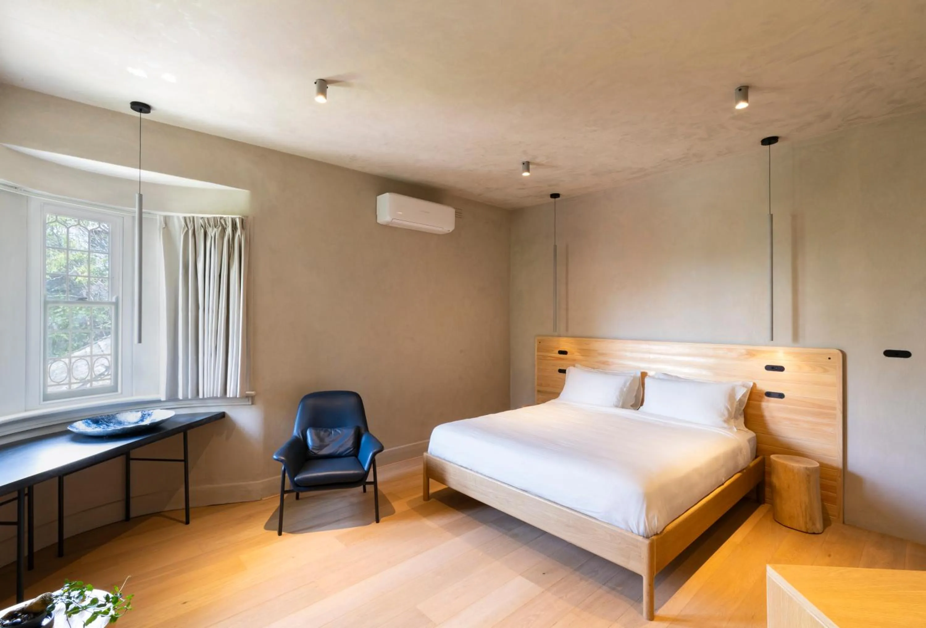 Bed in In The Brick Spa And Hotel