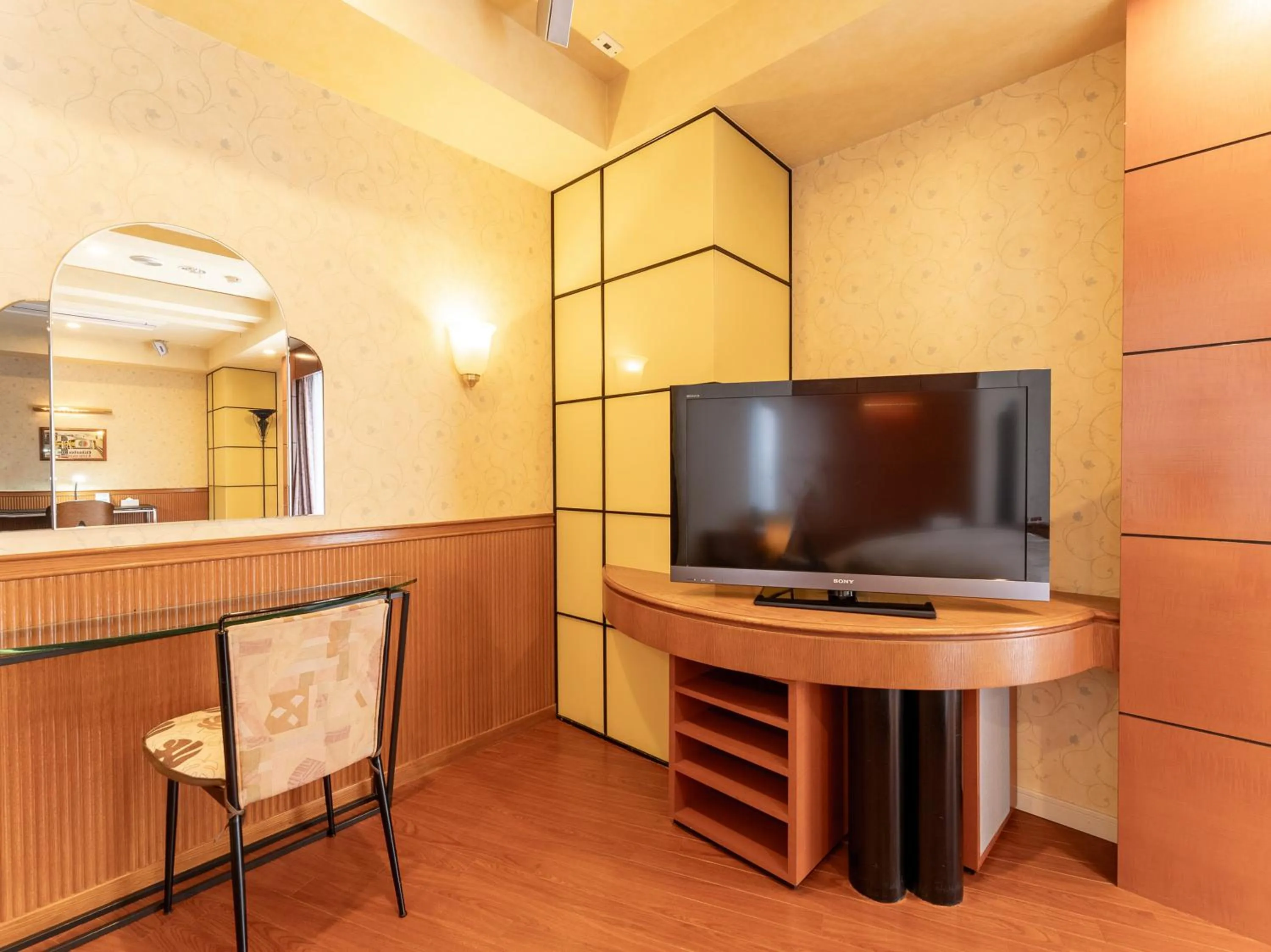 TV and multimedia in Tabist Shizukuishi Resort Hotel