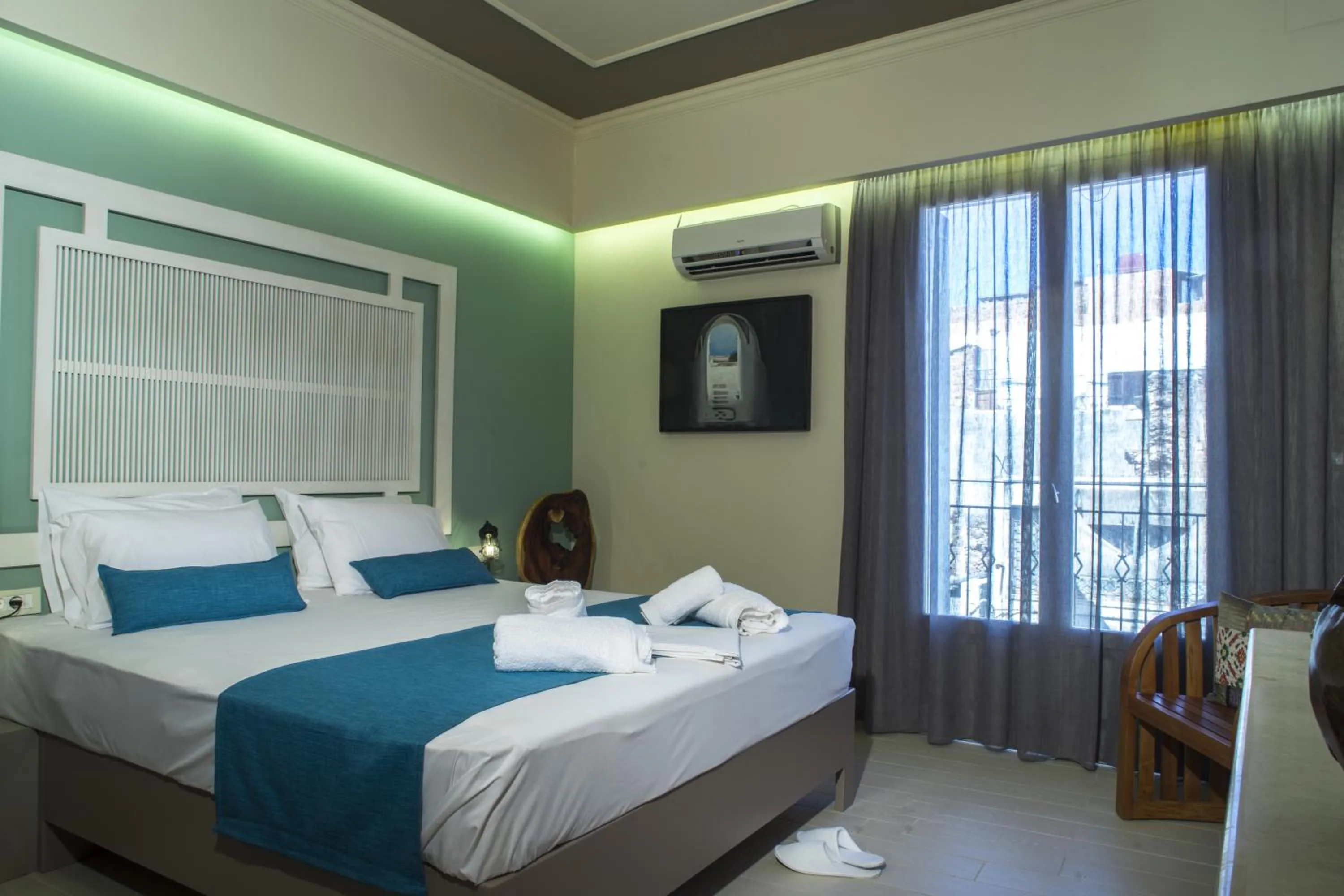 TV and multimedia, Bed in Elia Potie