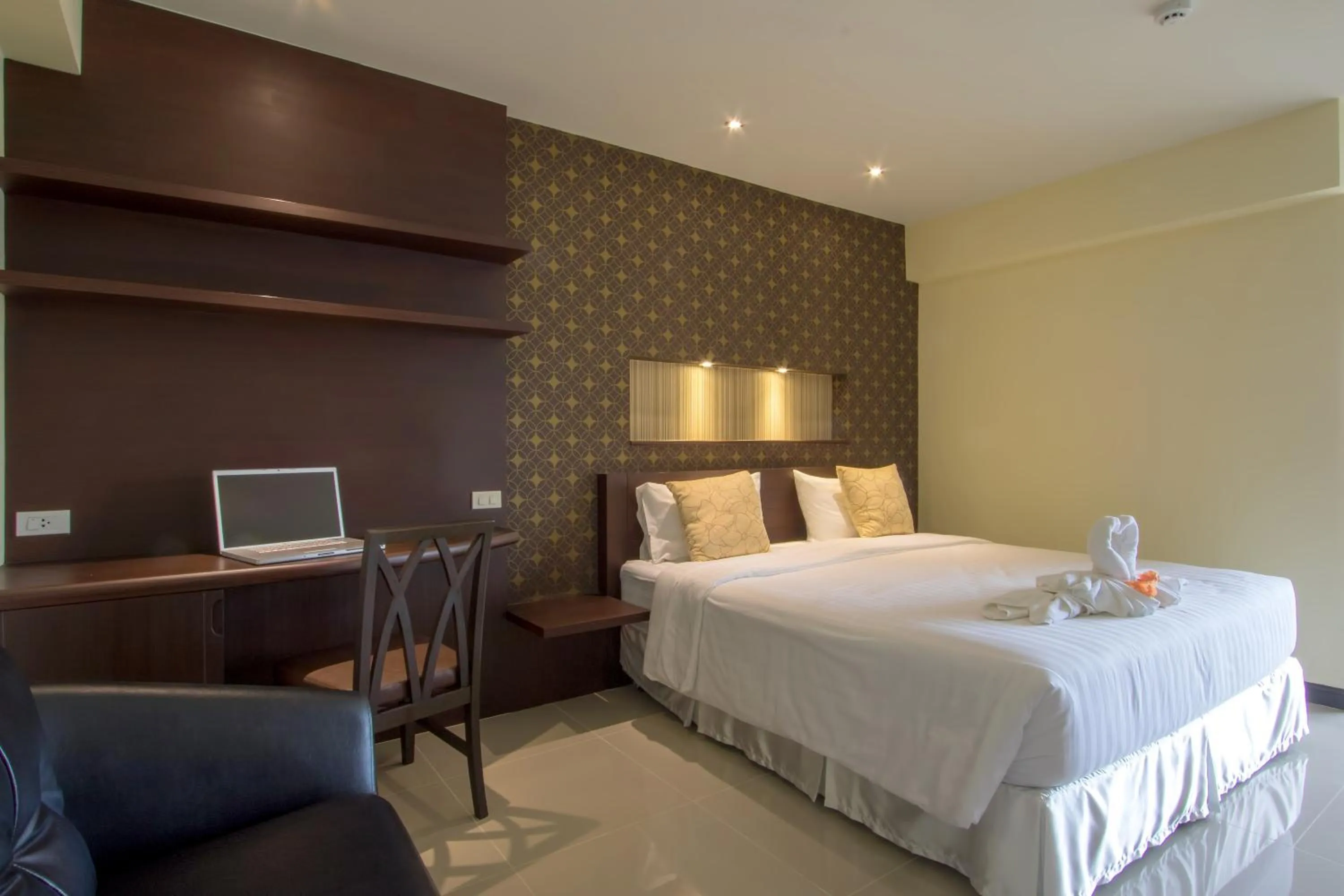 Bedroom, Bed in Chateau de Sukhumvit