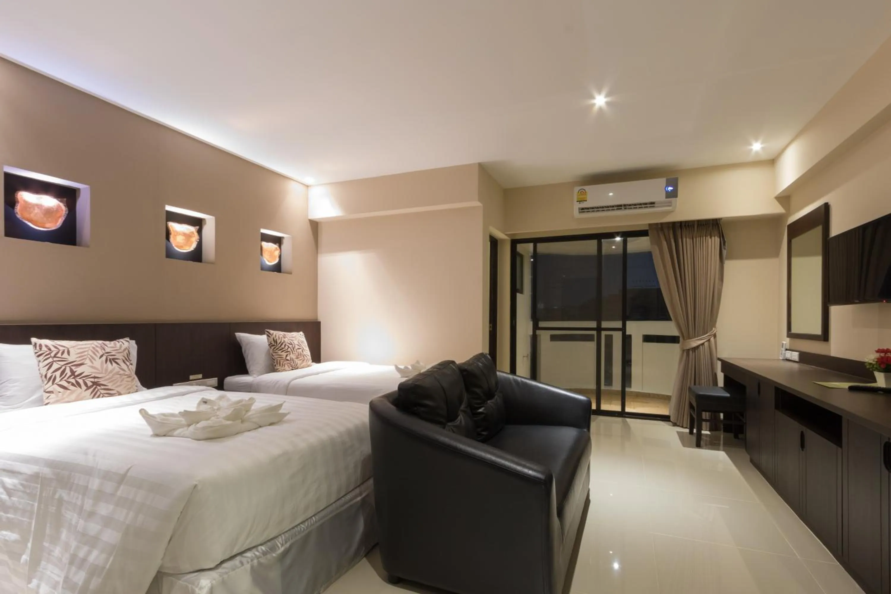 Bedroom, Bed in Chateau de Sukhumvit