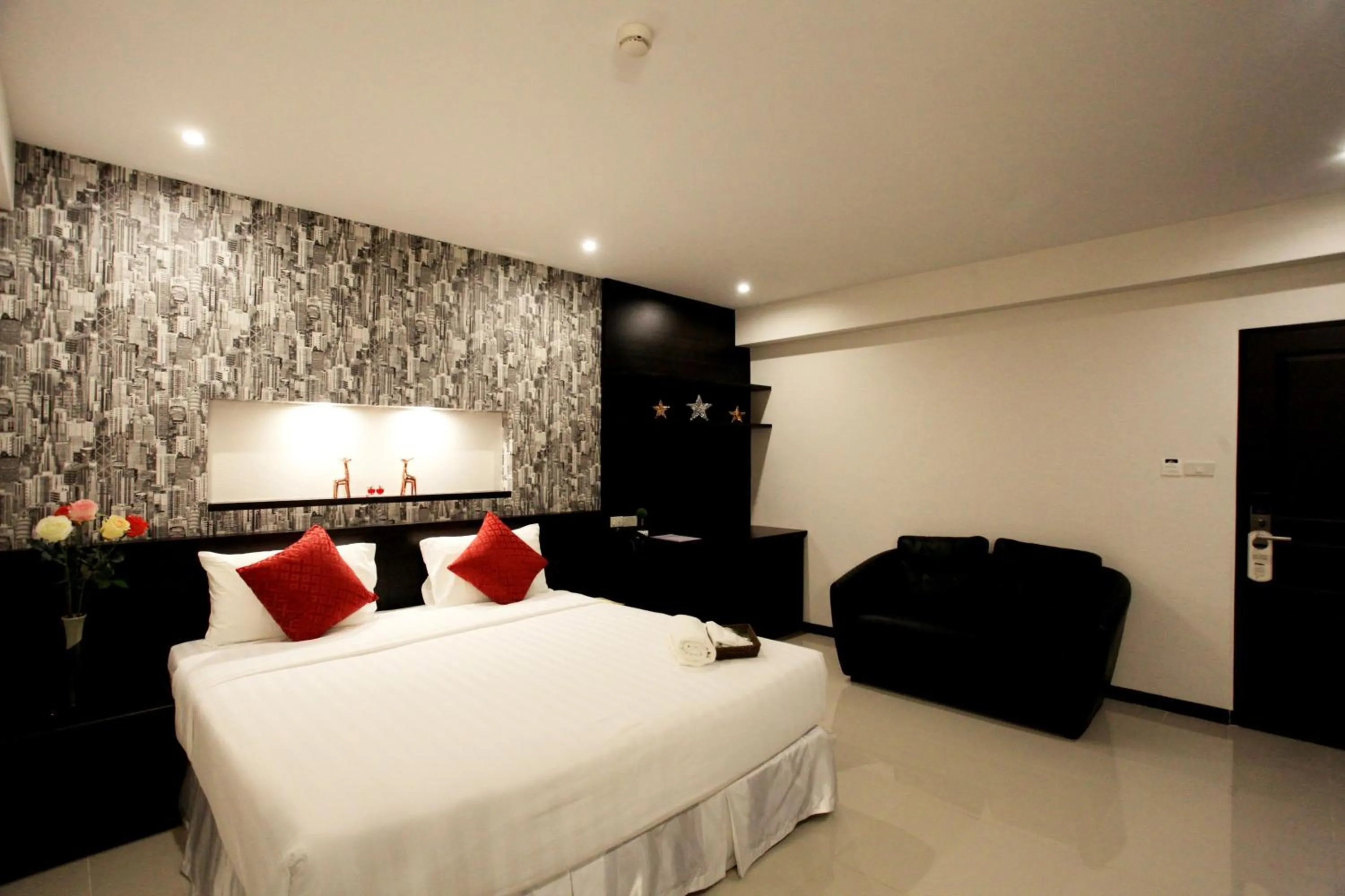 Bedroom, Bed in Chateau de Sukhumvit