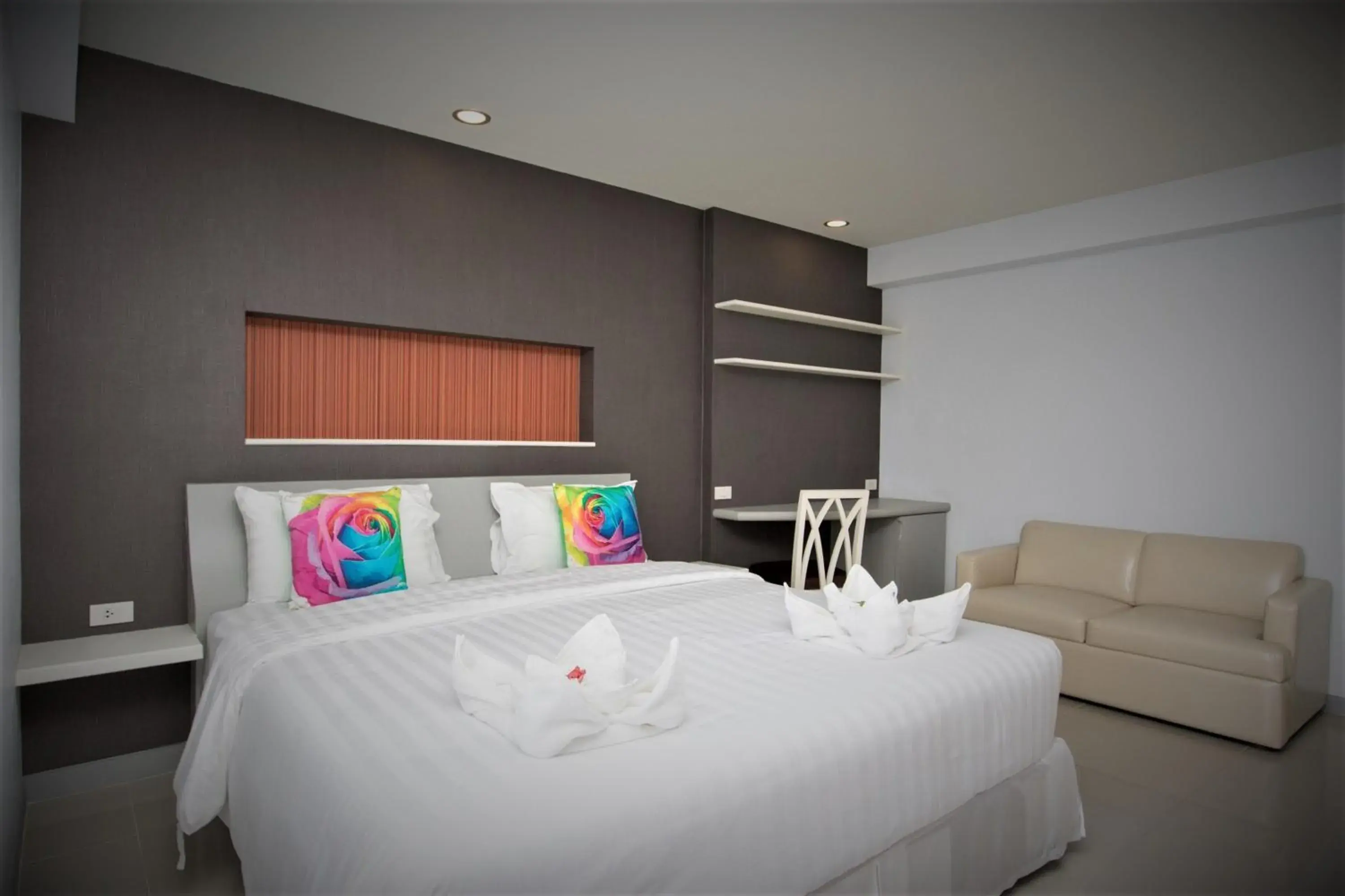 Bedroom, Bed in Chateau de Sukhumvit Bedroom, Bed in Chateau de Sukhumvit