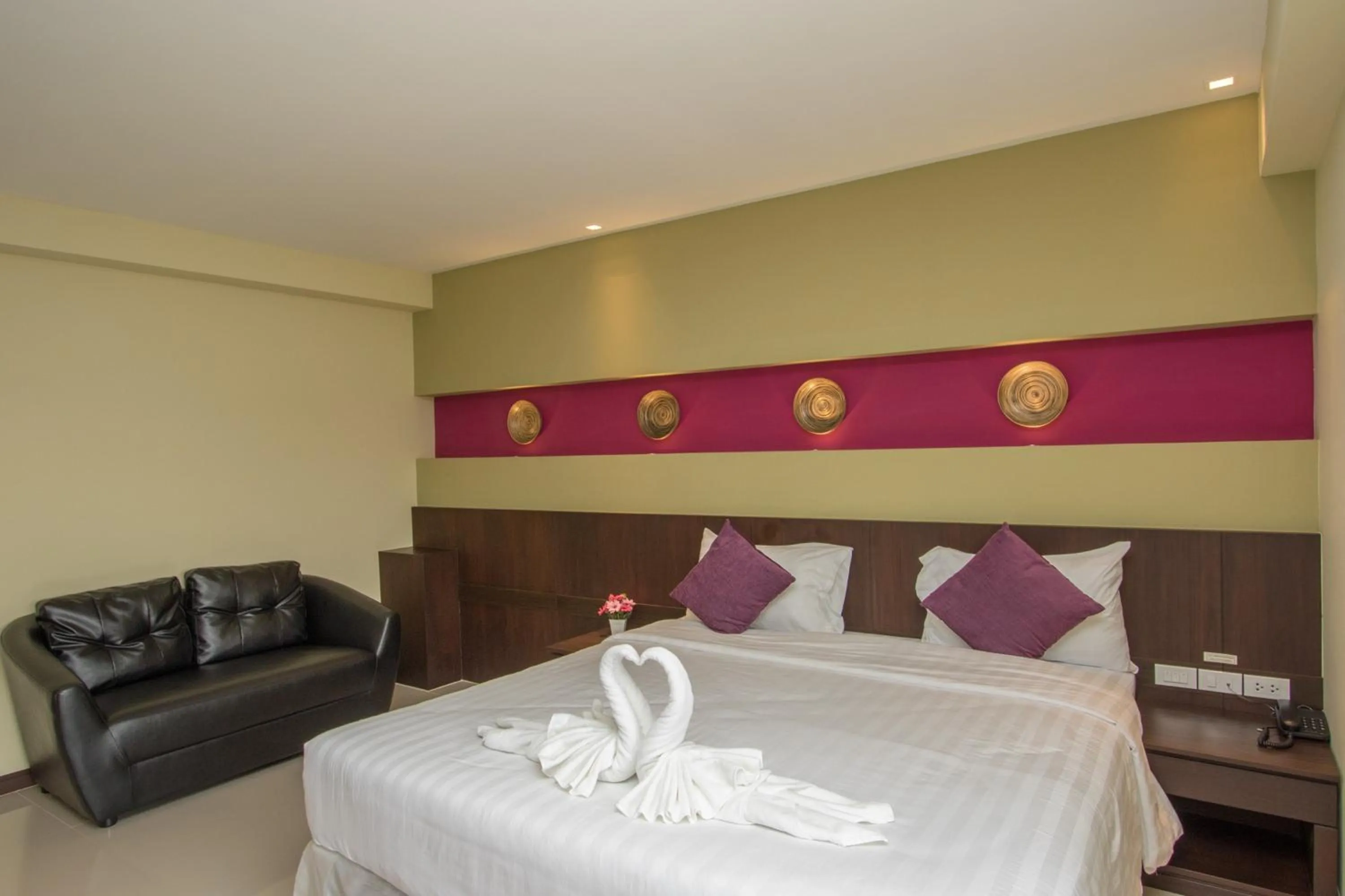 Bedroom, Bed in Chateau de Sukhumvit