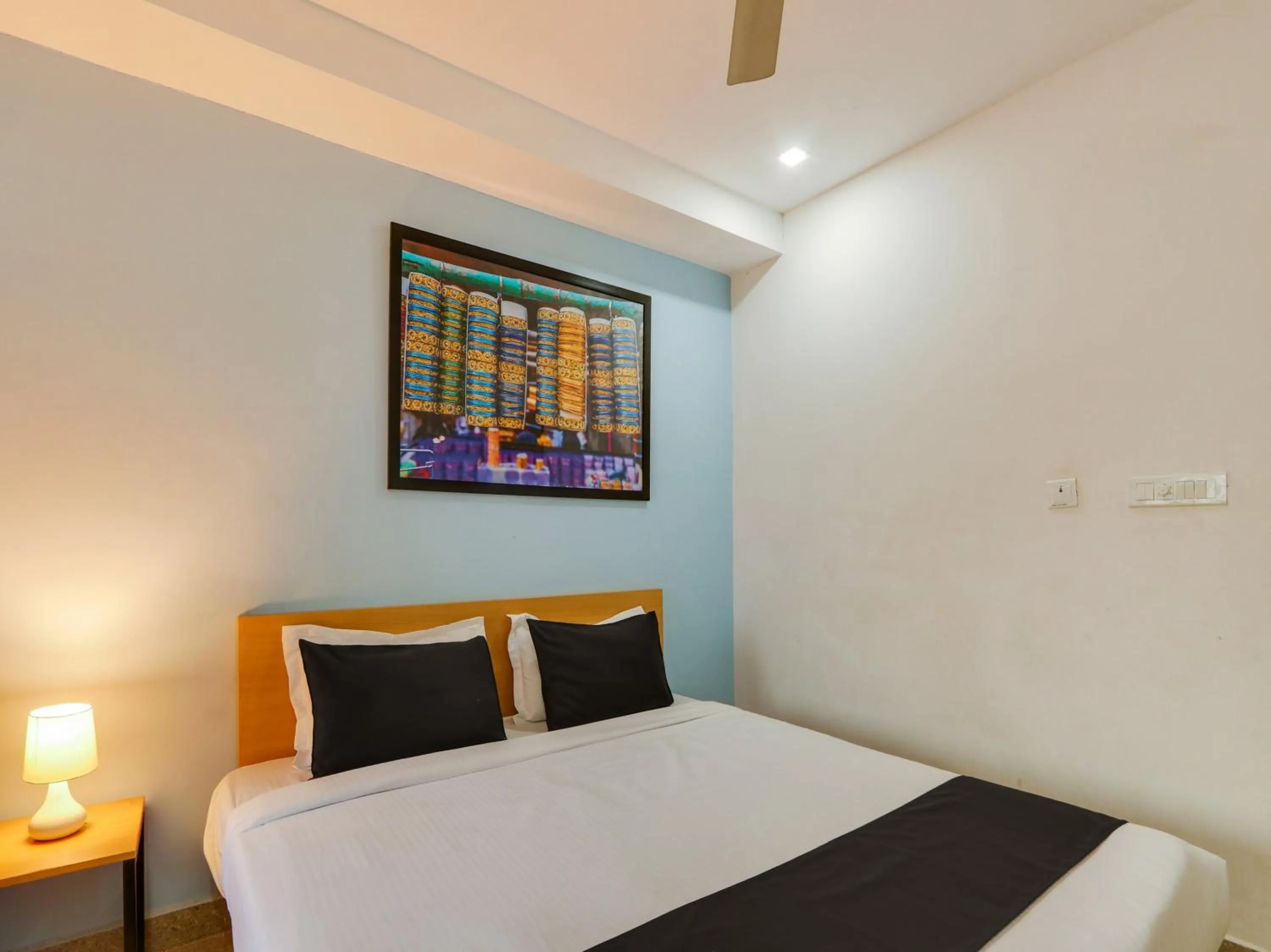 Bedroom, Bed in Super Townhouse Qualia Prime