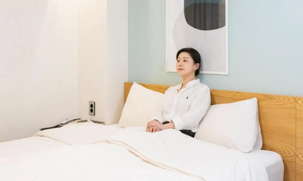 Bed in Cheongju Hotel Dictionary