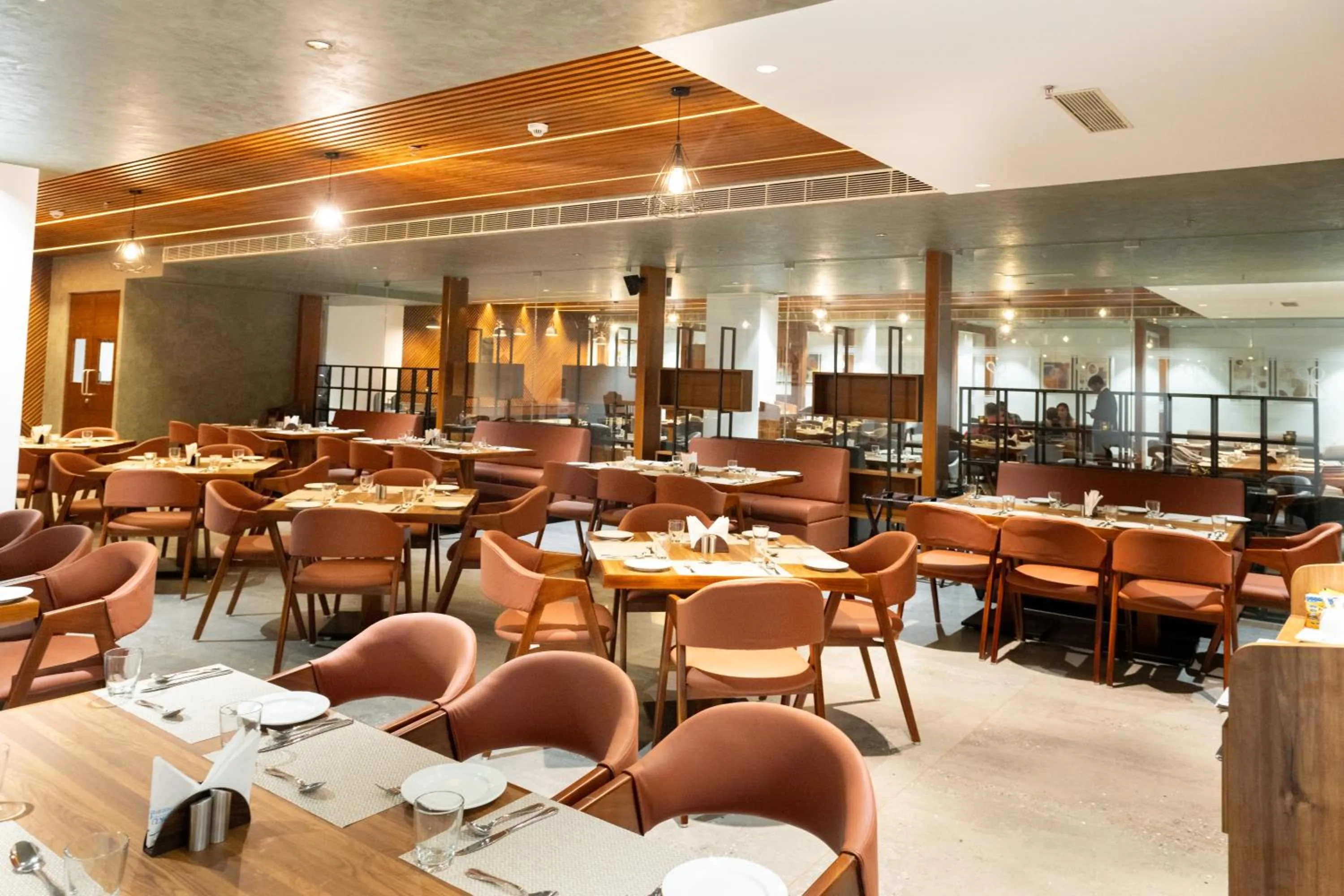 Restaurant/places to eat in Gokulam Park Guruvayur