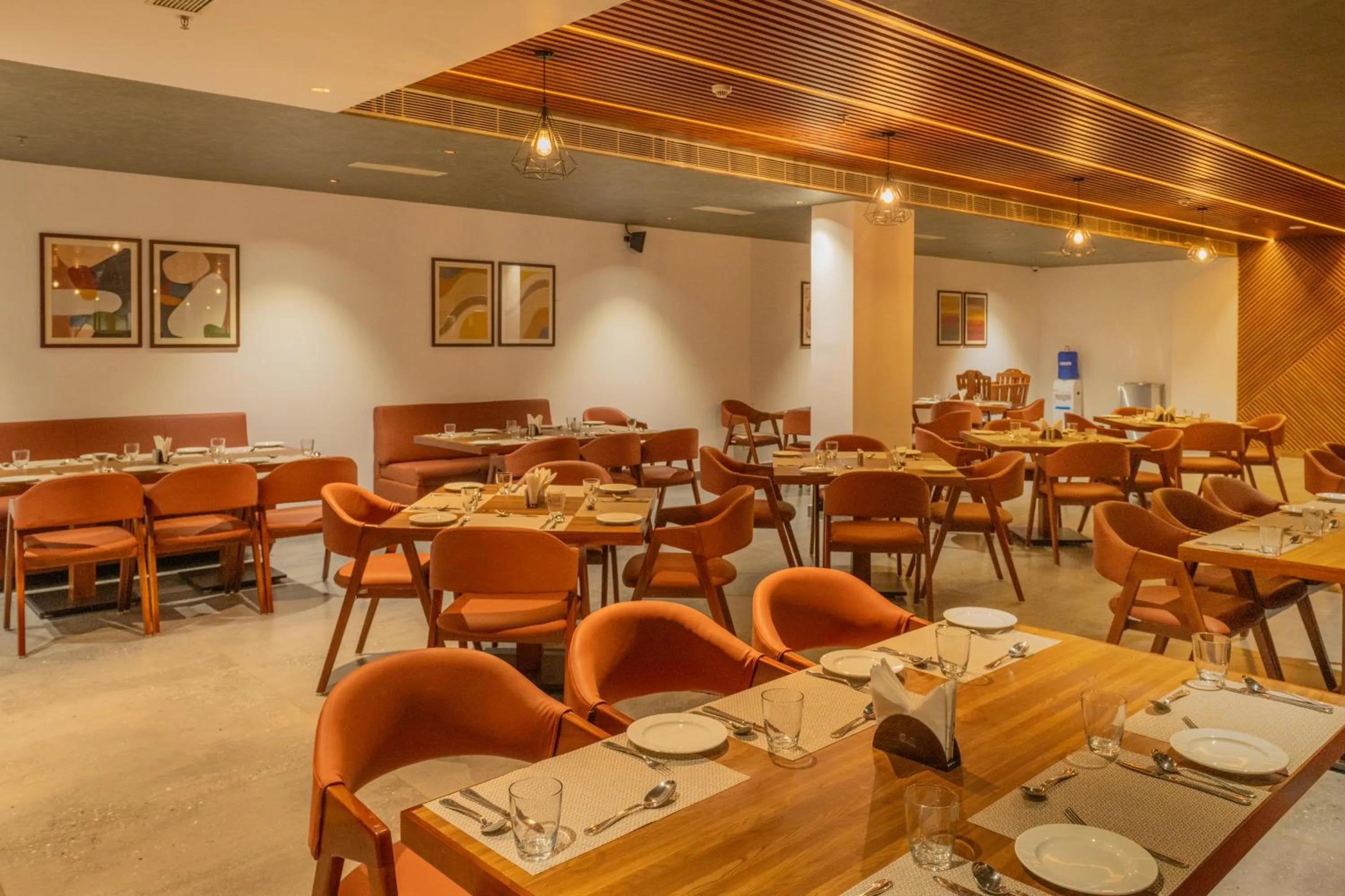 Restaurant/places to eat in Gokulam Park Guruvayur