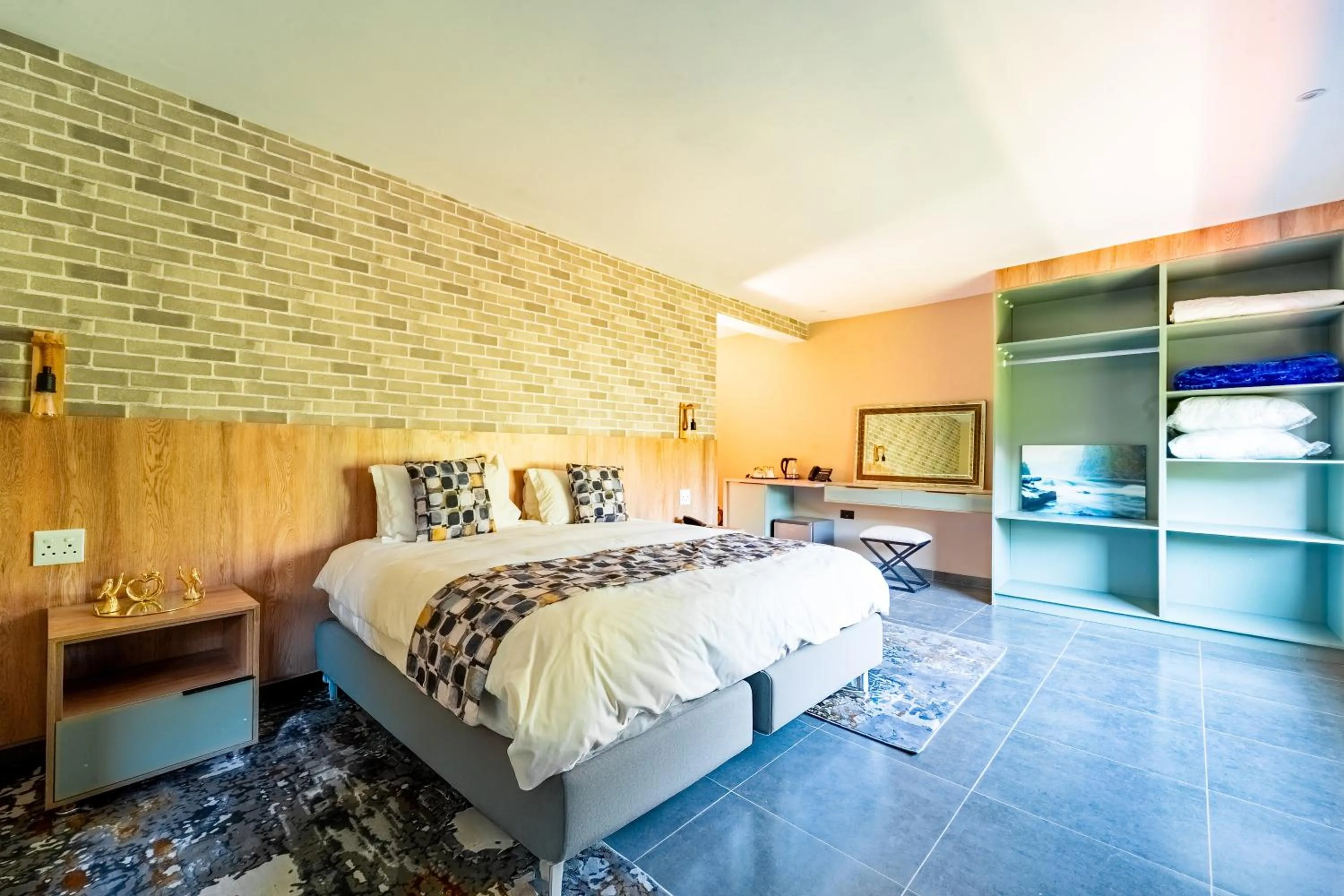 Bed in The Little Outlook