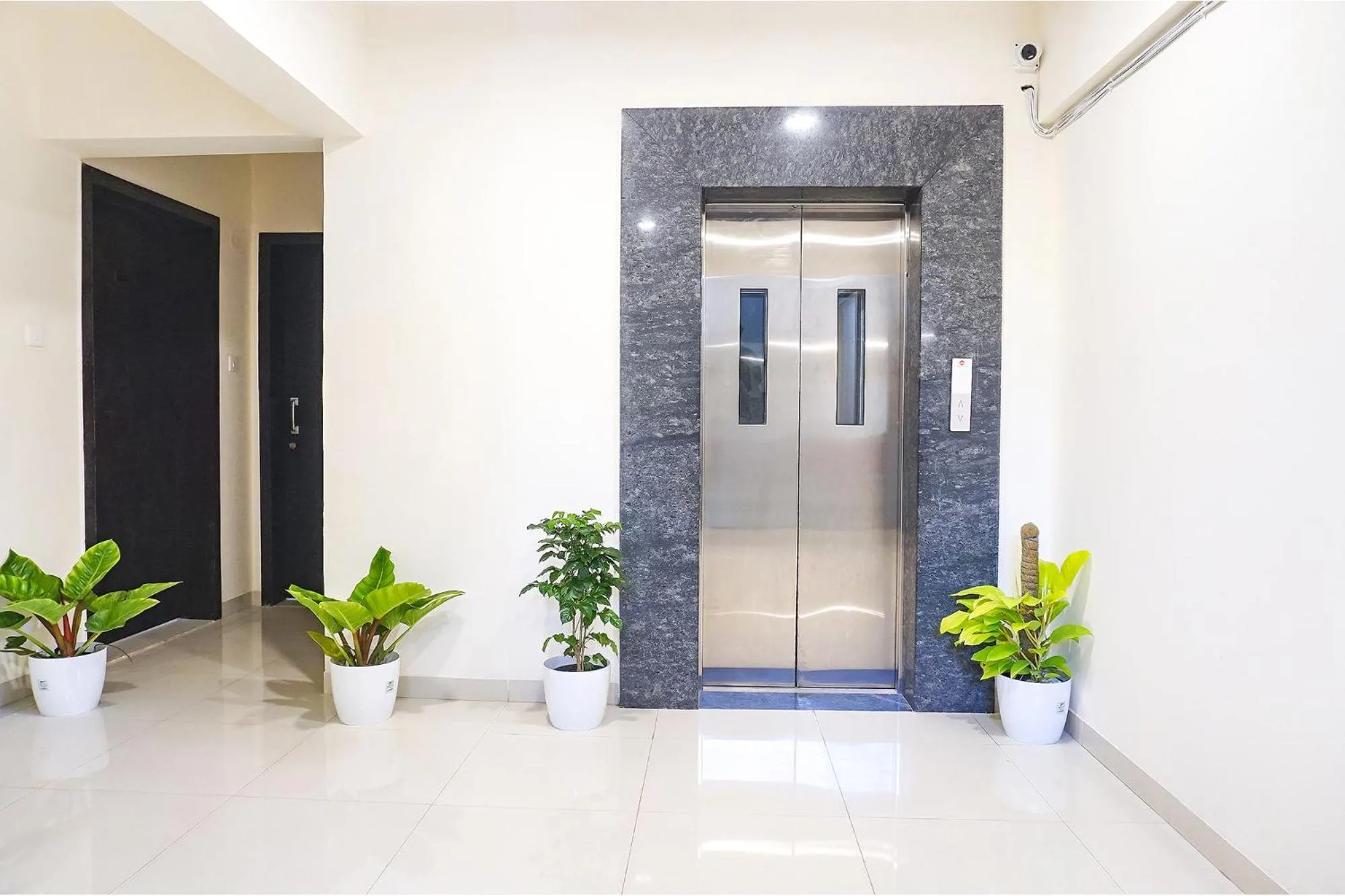 elevator in FabHotel Majestic Luxurious - Nr Rajaram Bhiku Pathare Stadium