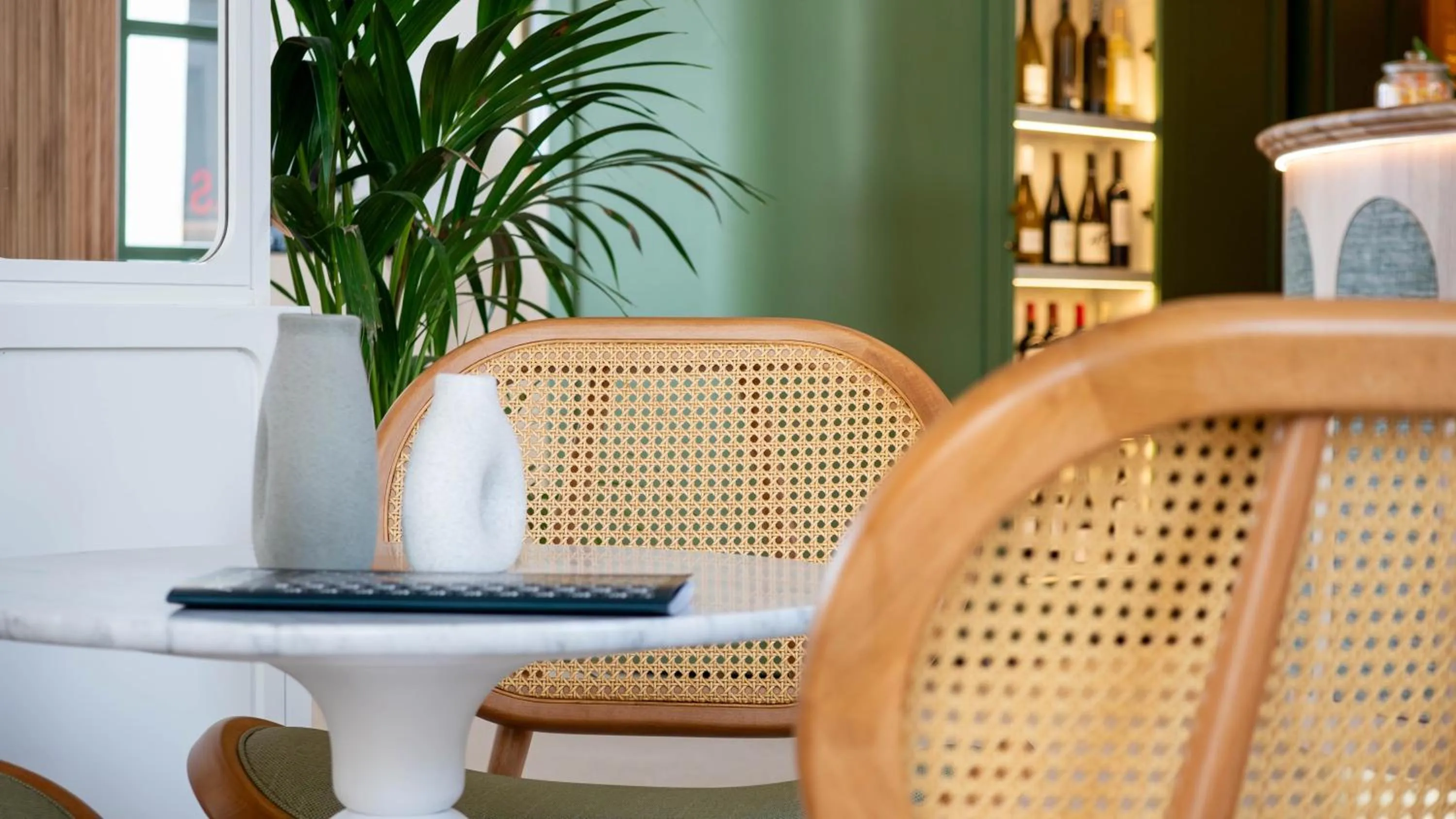 Seating area in Alcázar Hotel Sóller