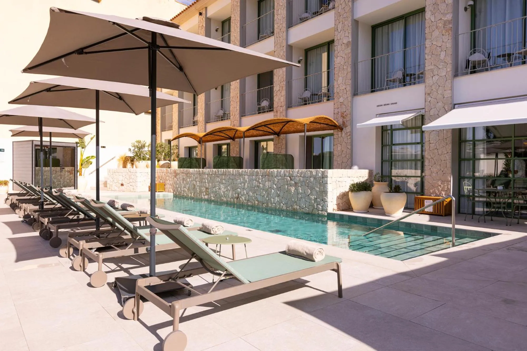 Swimming pool in Alcázar Hotel Sóller