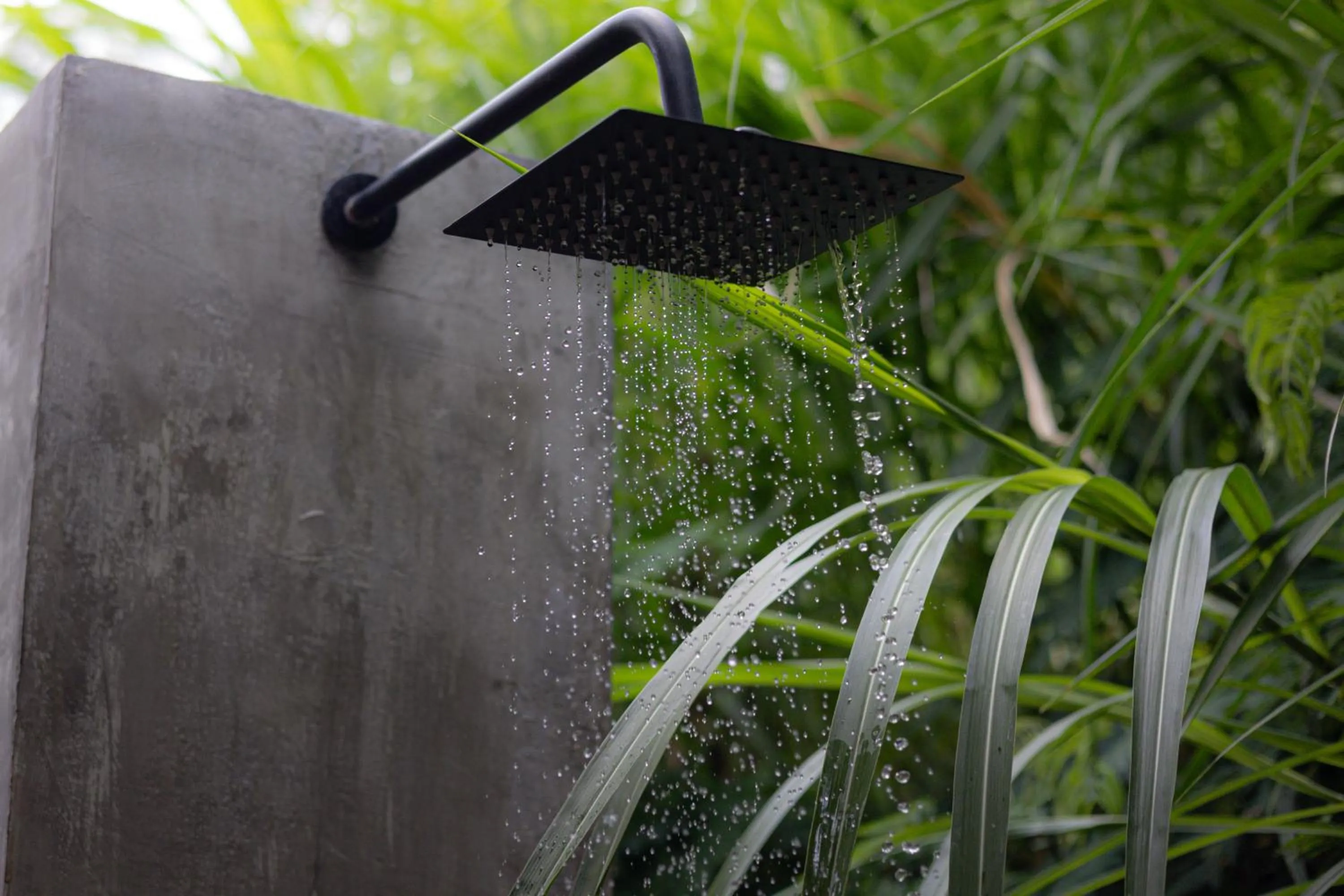 Shower in Calidas Hill