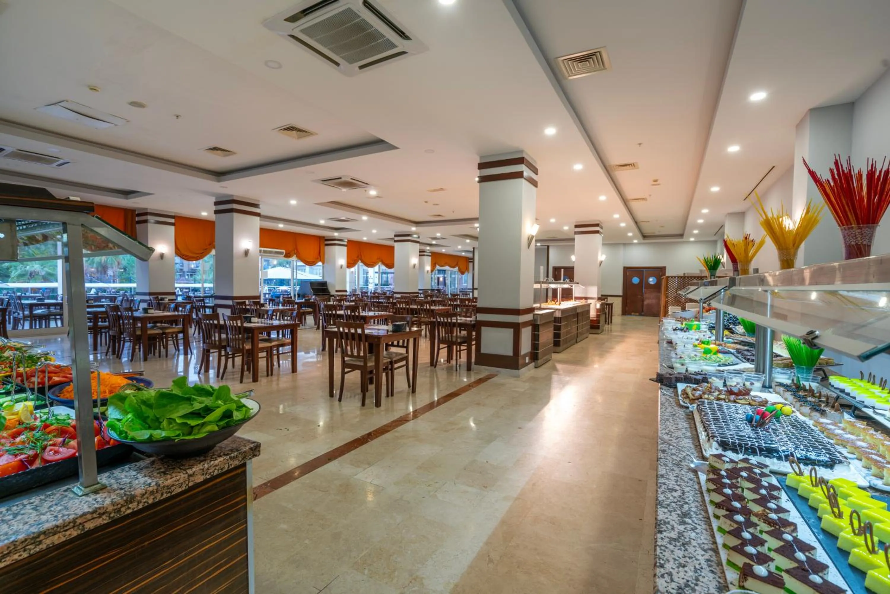 Restaurant/places to eat in White Lilyum Hotel - All Inclusive