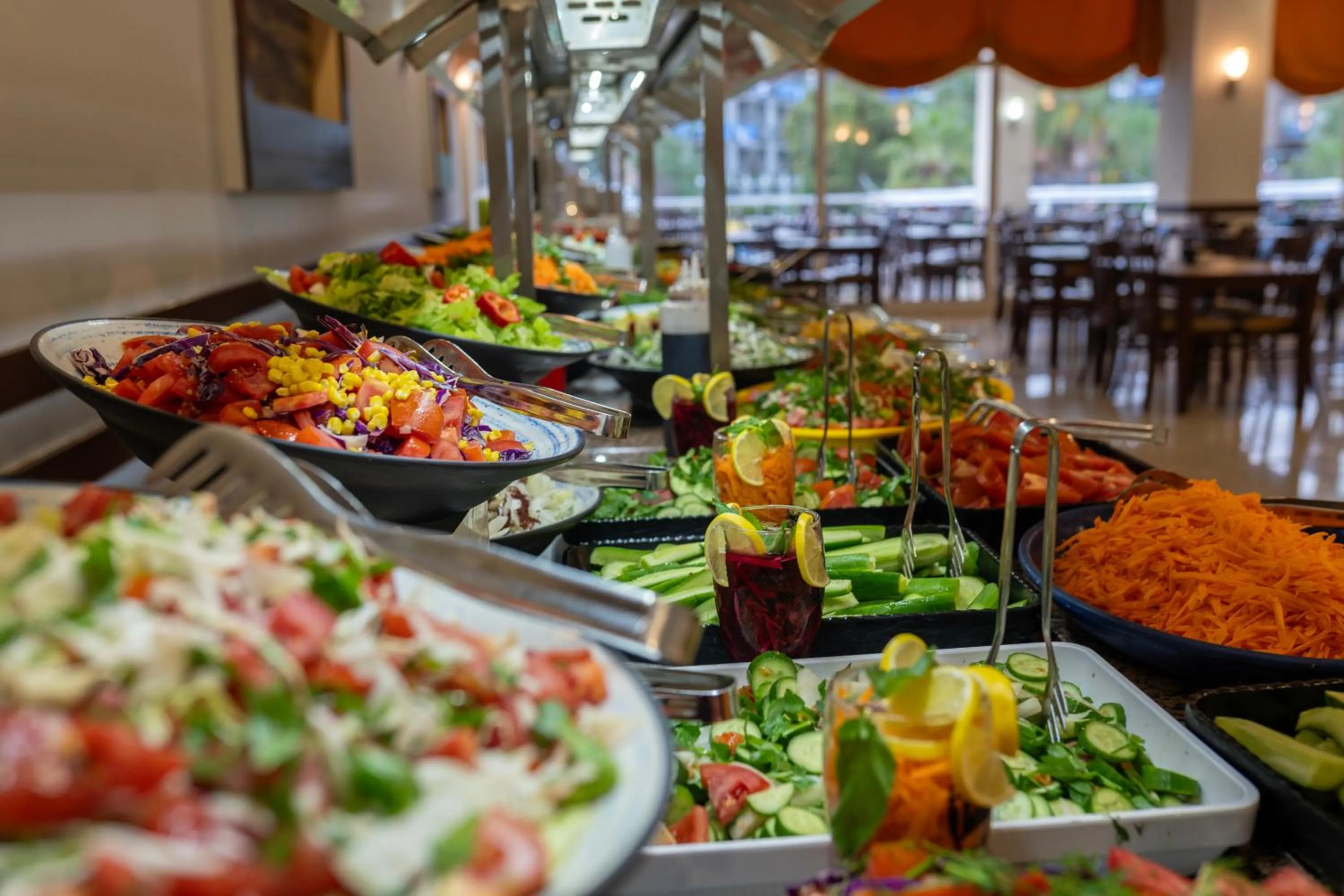 Food and drinks in White Lilyum Hotel - All Inclusive