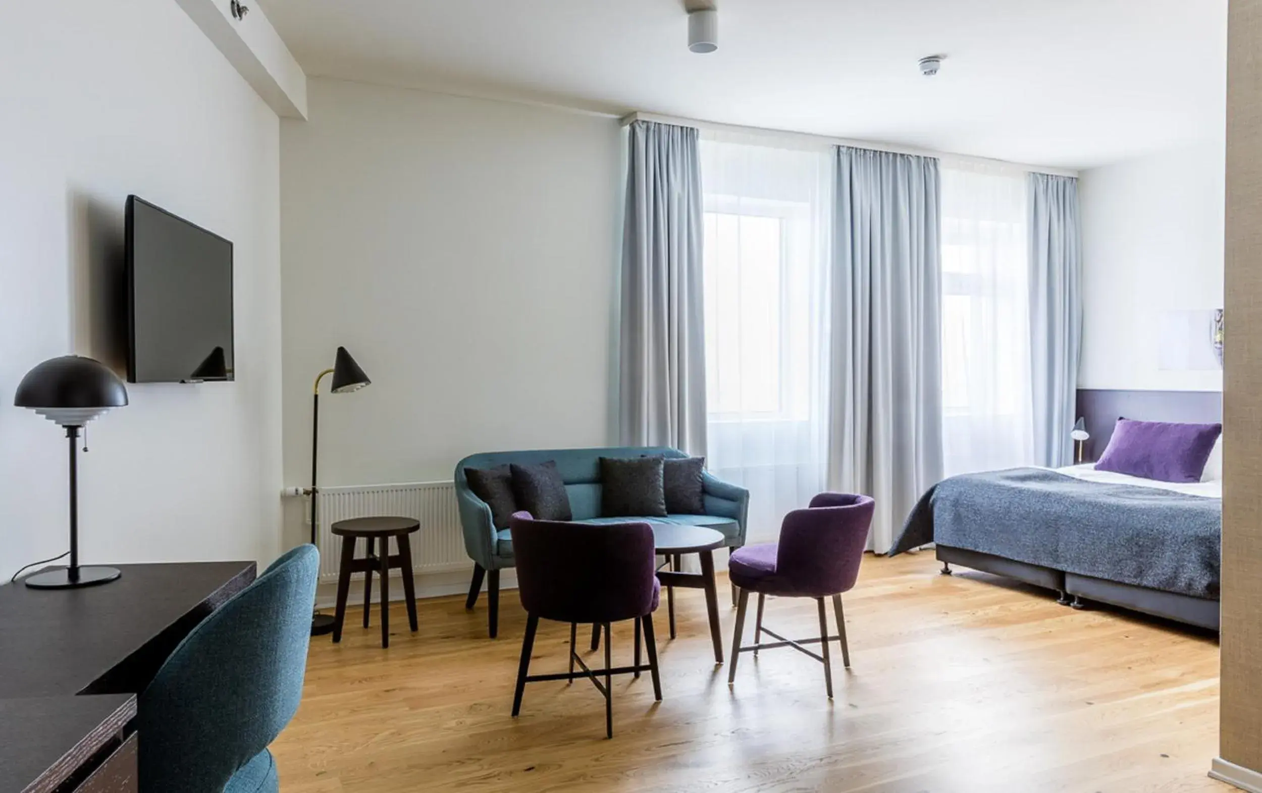 Bedroom, Bed in Fosshotel Reykjavík Bedroom, Bed in Fosshotel Reykjavík