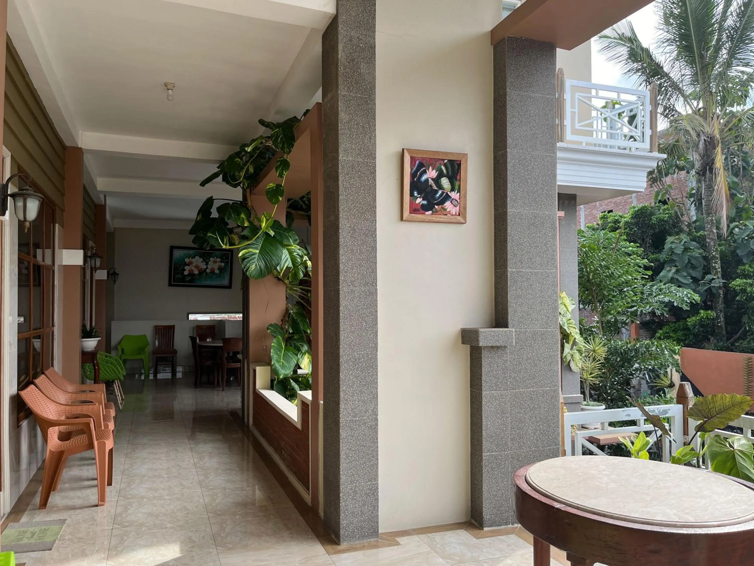 Property building in Urbanview Syariah Hotel Kanigara Batu