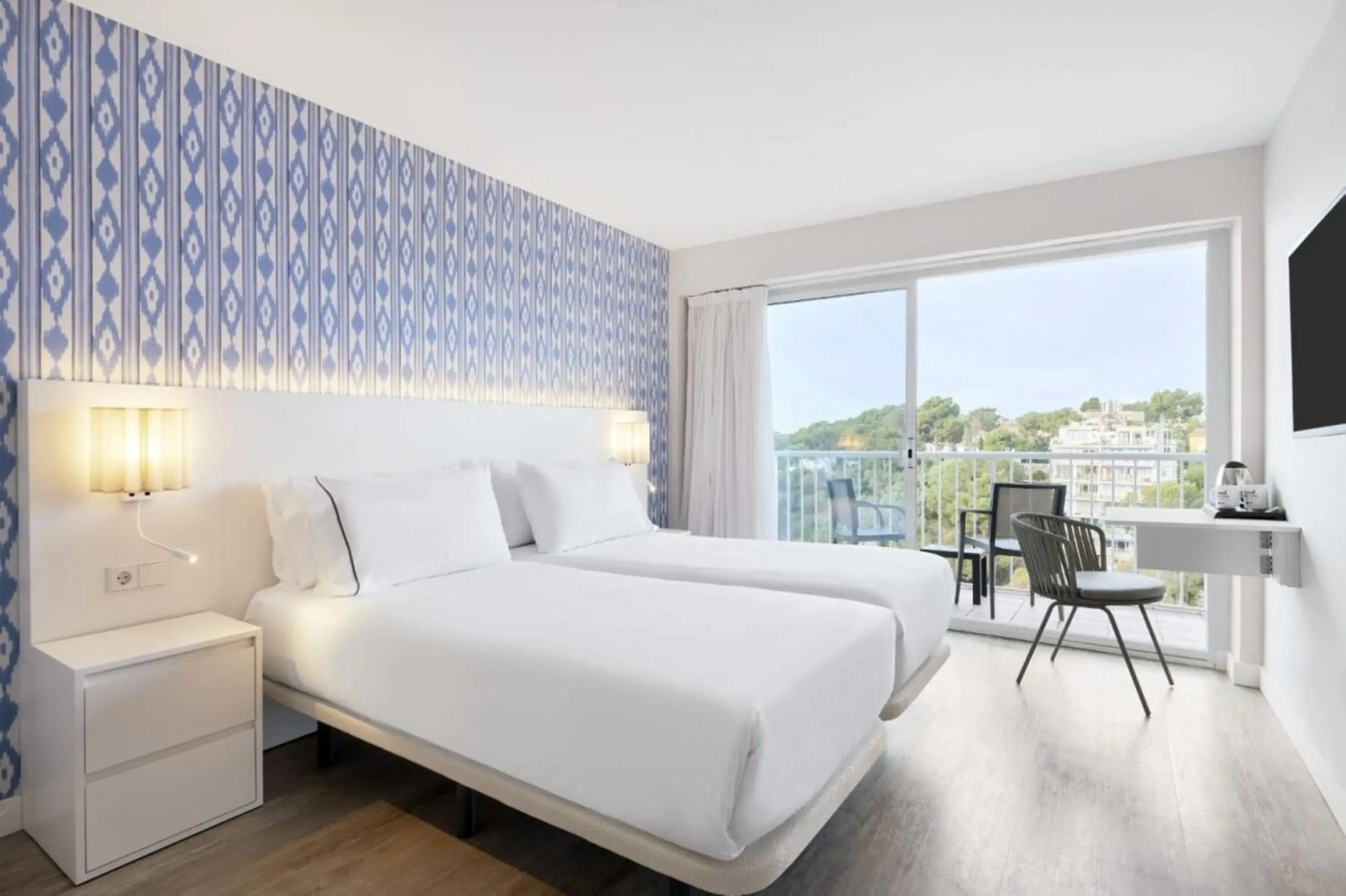 Bedroom, Bed in Exe Portals Nous Bedroom, Bed in Exe Portals Nous