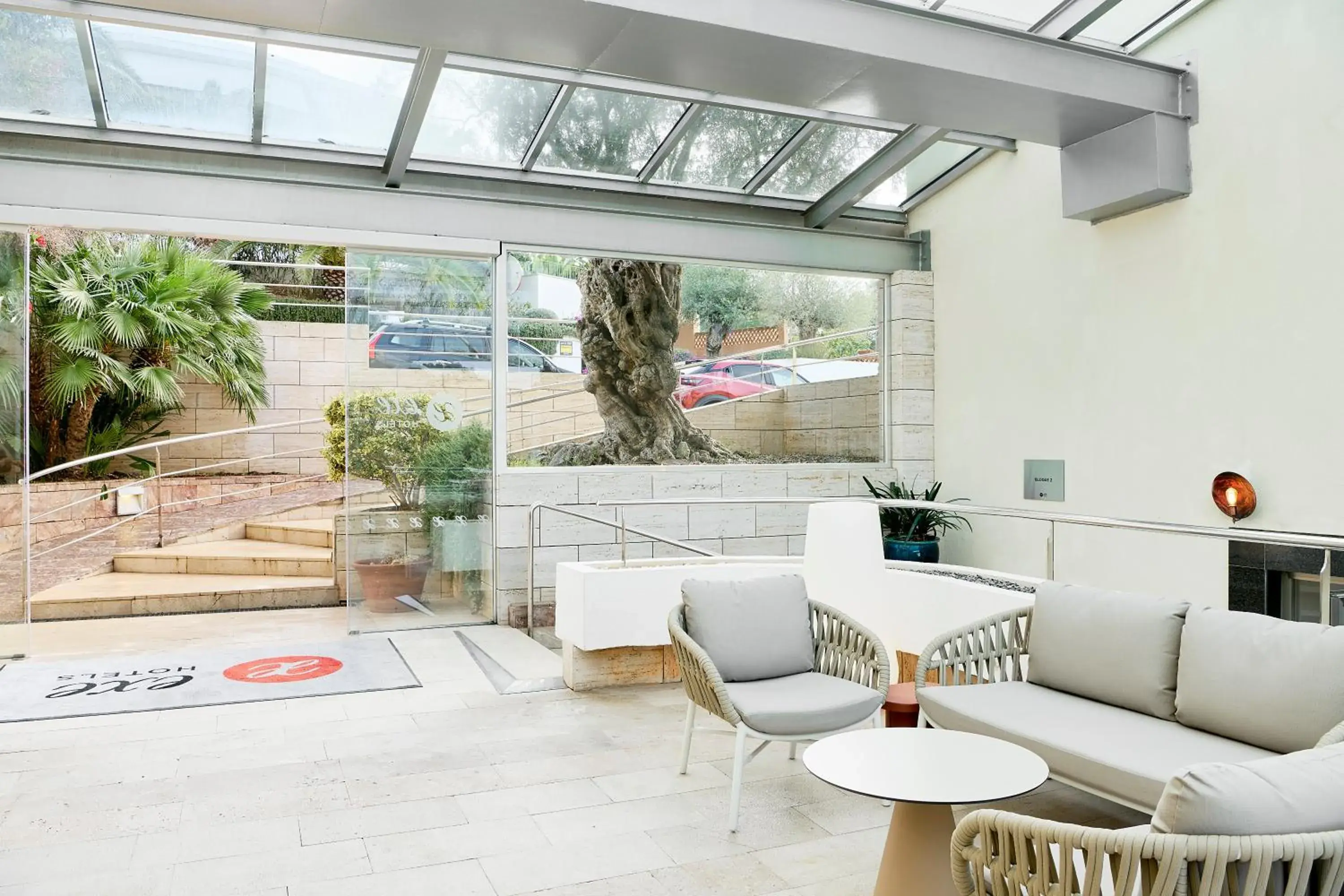 Lobby or reception in Exe Portals Nous Lobby or reception in Exe Portals Nous