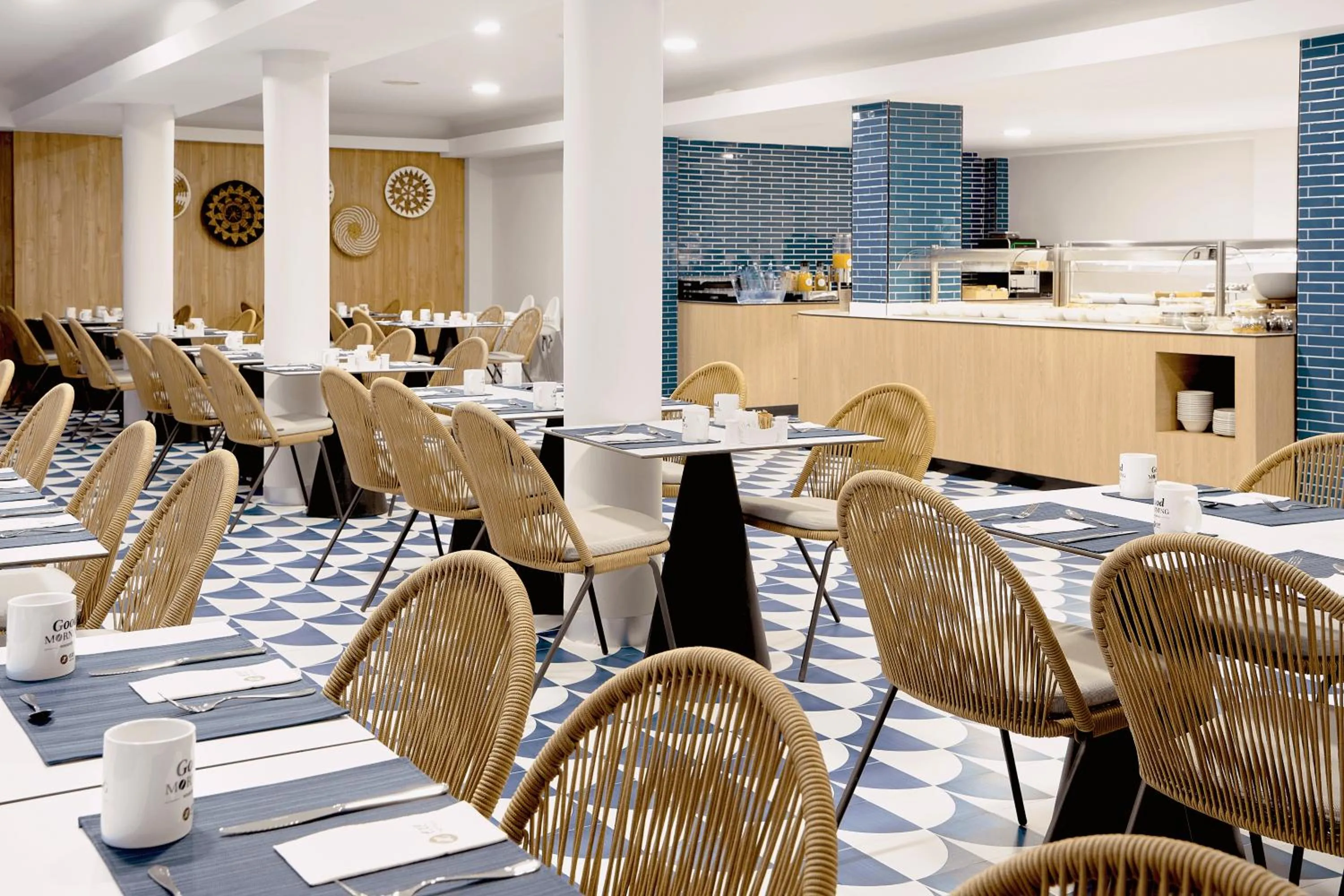 Breakfast in Exe Portals Nous