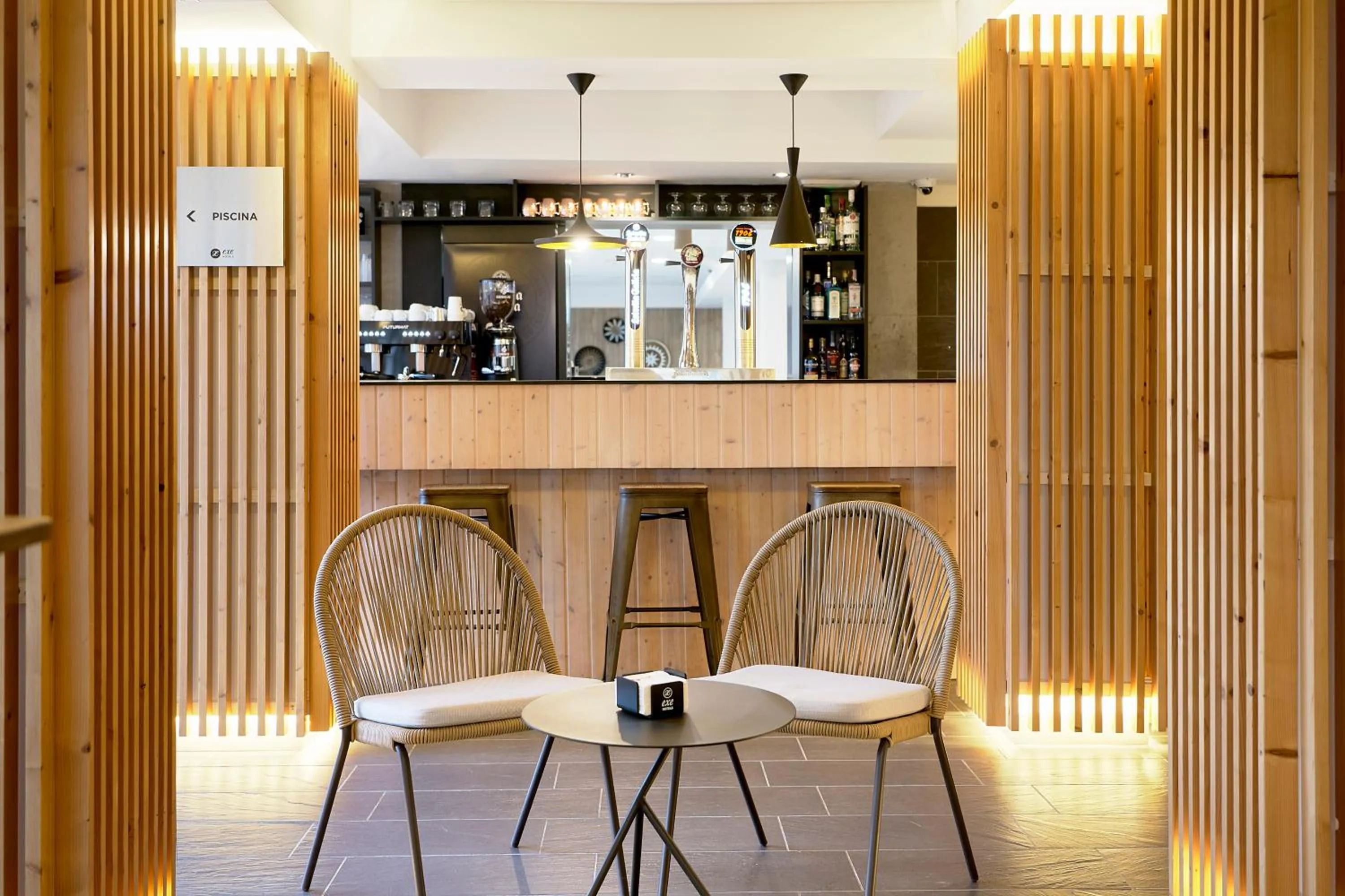 Restaurant/places to eat in Exe Portals Nous