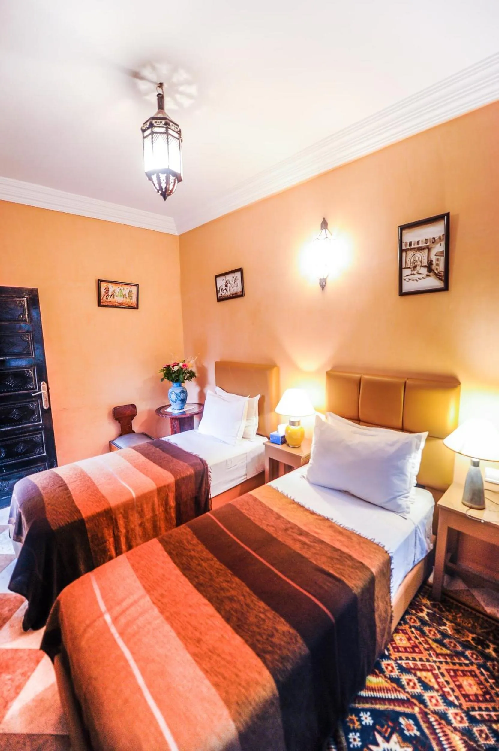 Photo of the whole room, Bed in Riad Errabii & Spa