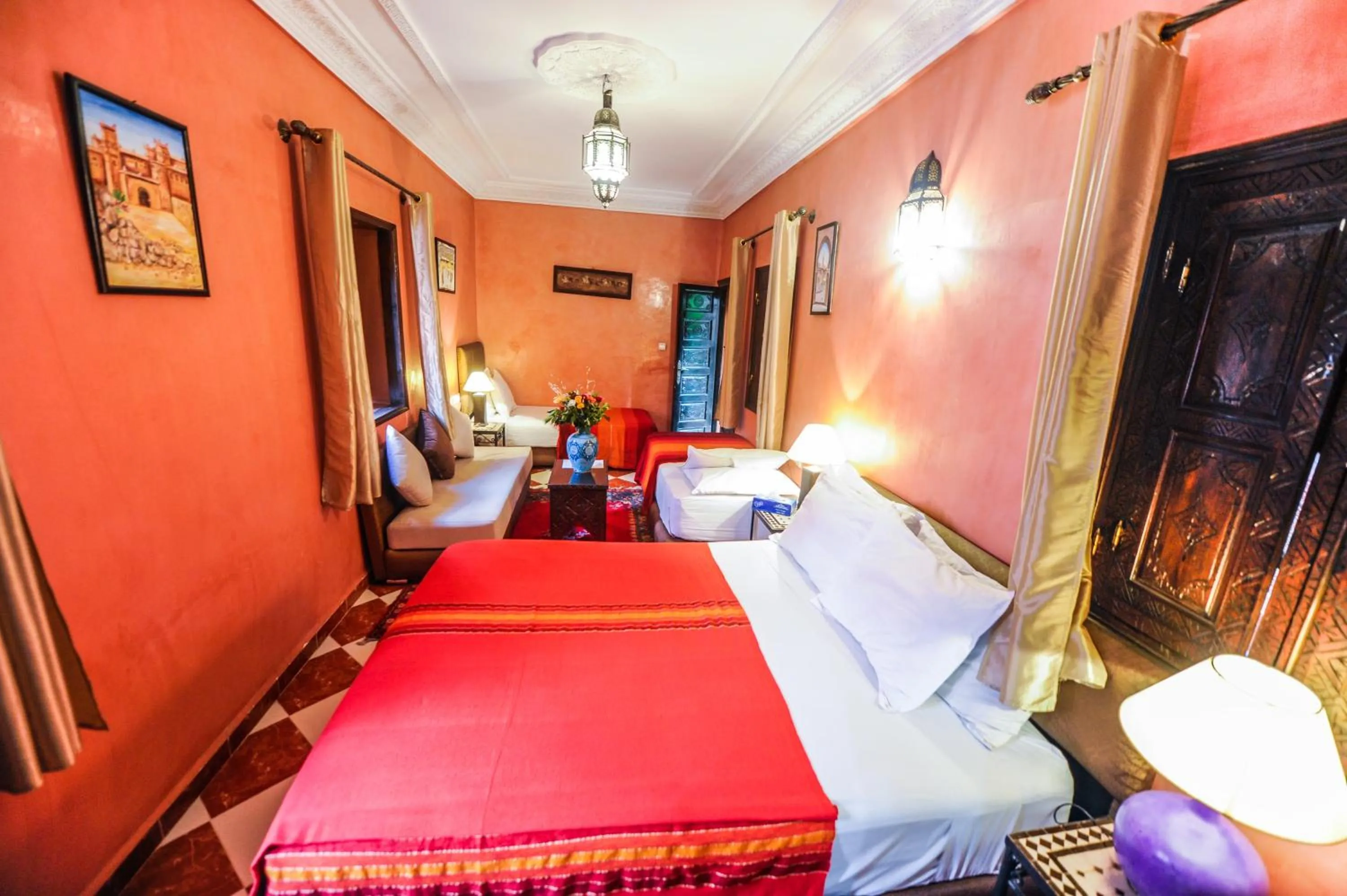Photo of the whole room, Bed in Riad Errabii & Spa